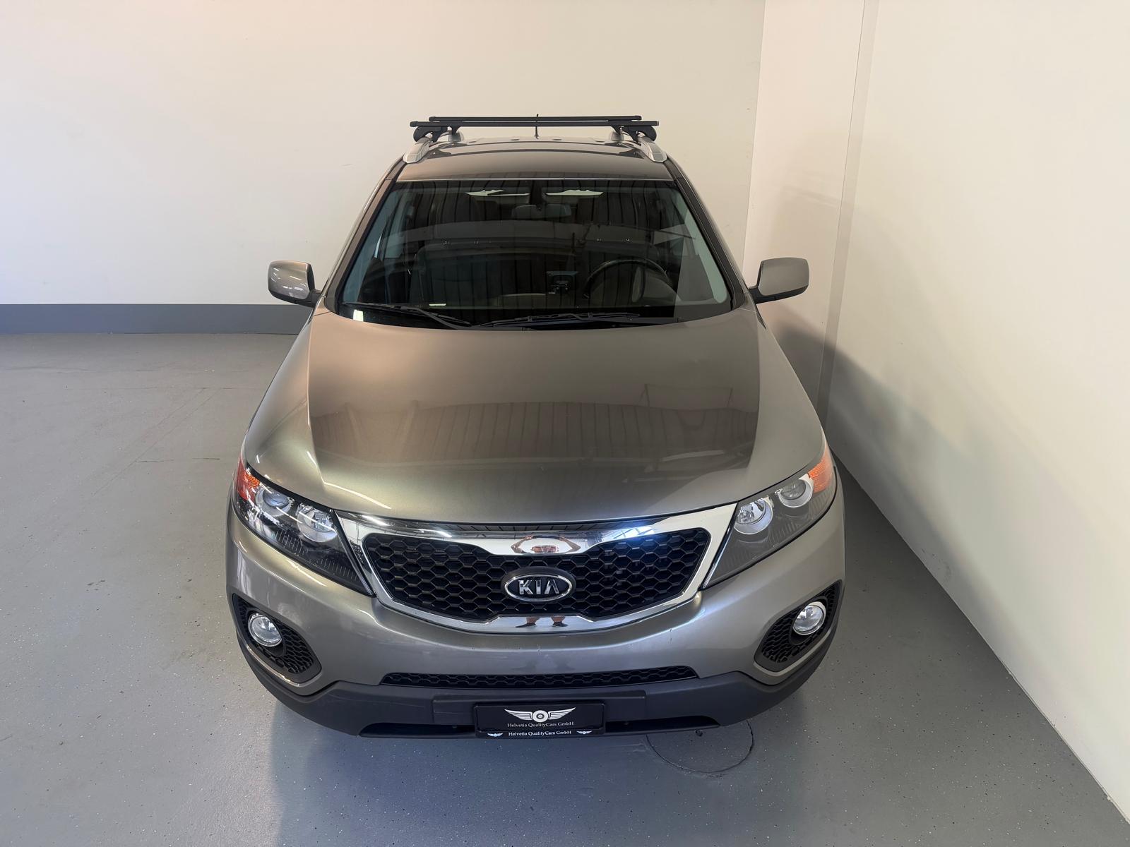 KIA Sorento 2.2 CRDI Trend Automatic-image-3