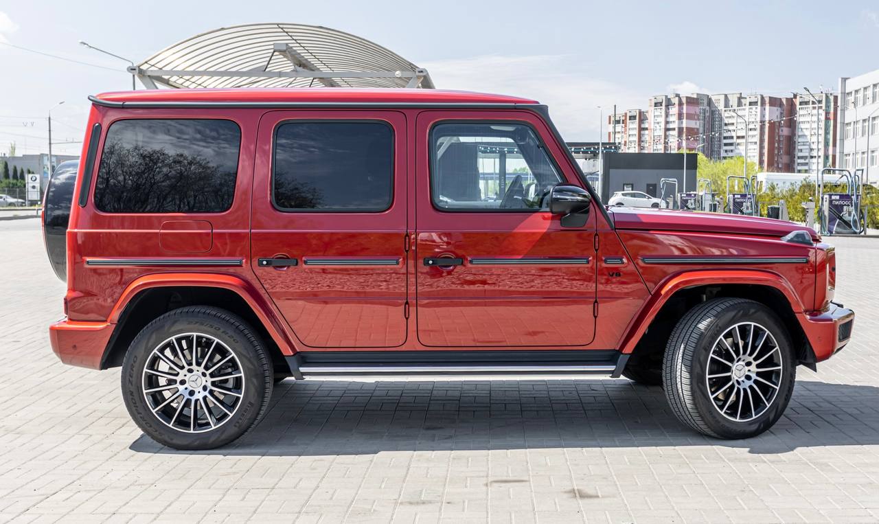 MERCEDES-BENZ G 500 AMG Line-image-3