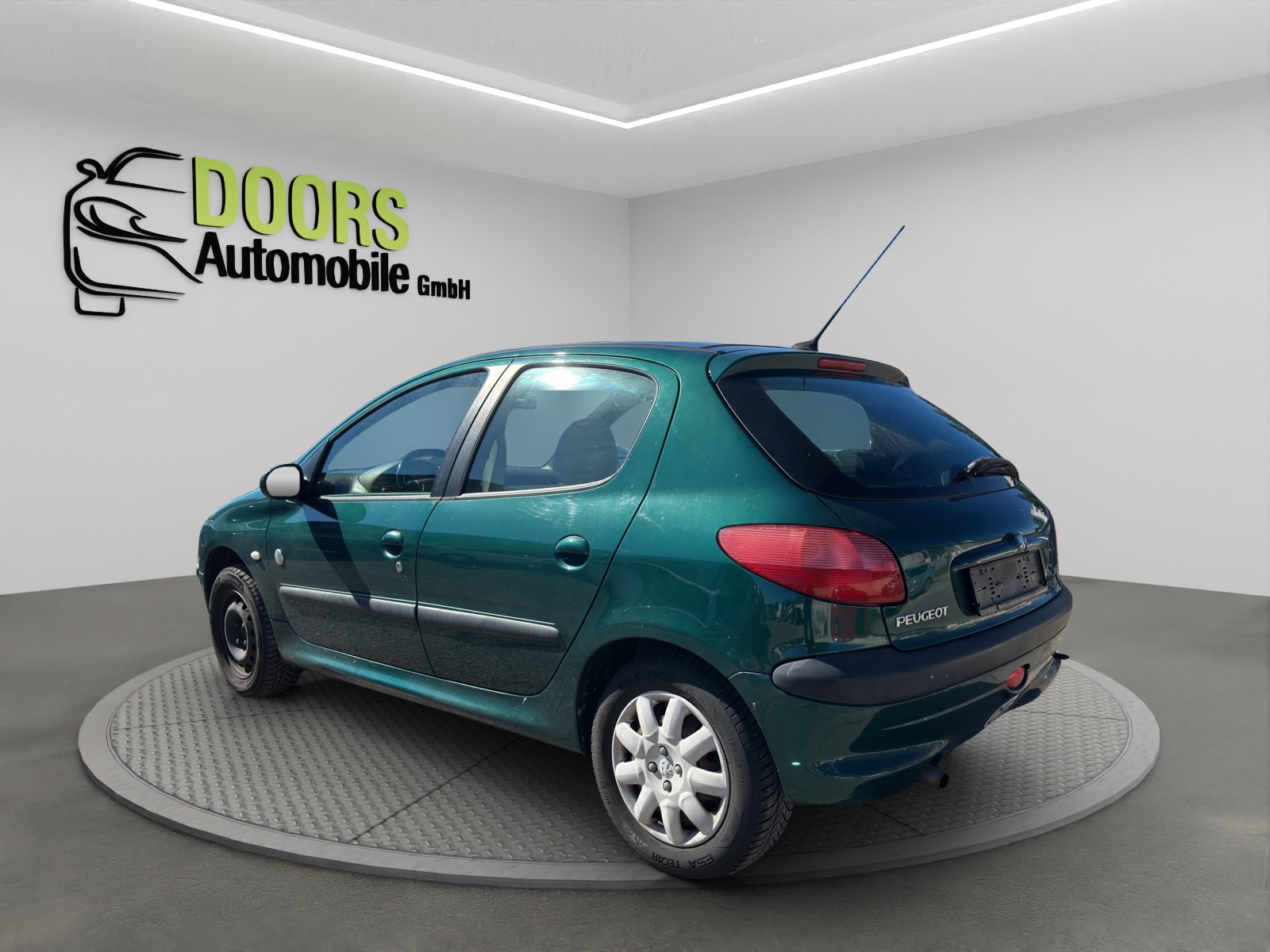 PEUGEOT 206 1.6 16V Roland Garros-image-5