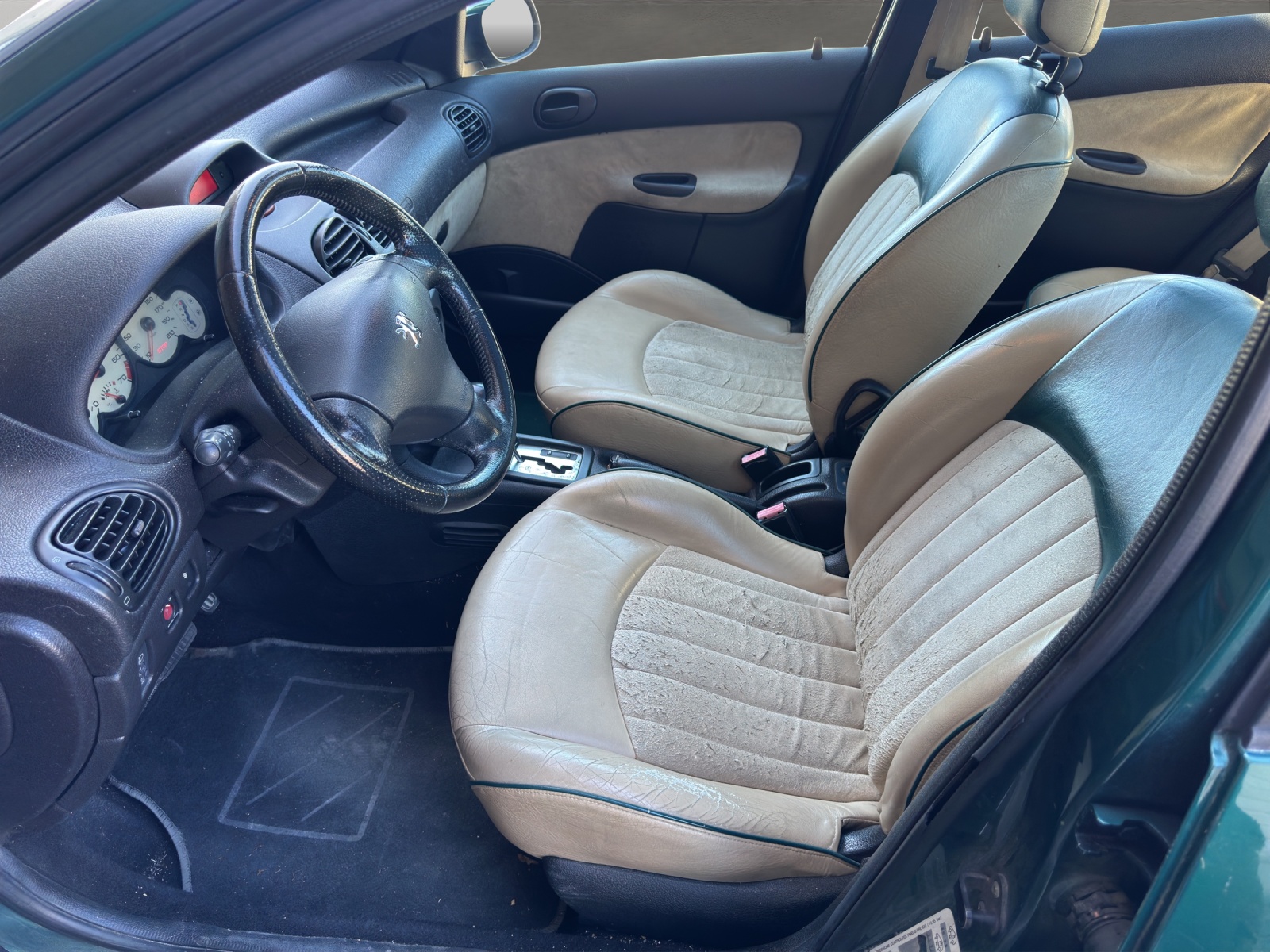 PEUGEOT 206 1.6 16V Roland Garros-image-15