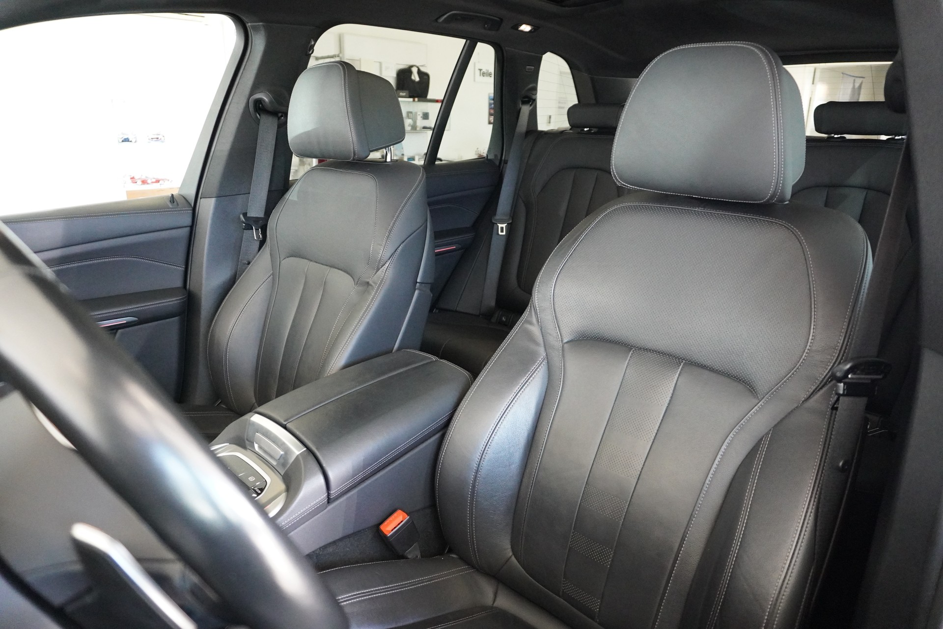 BMW X5 xDrive 48V 40d M Sport Steptronic-image-13
