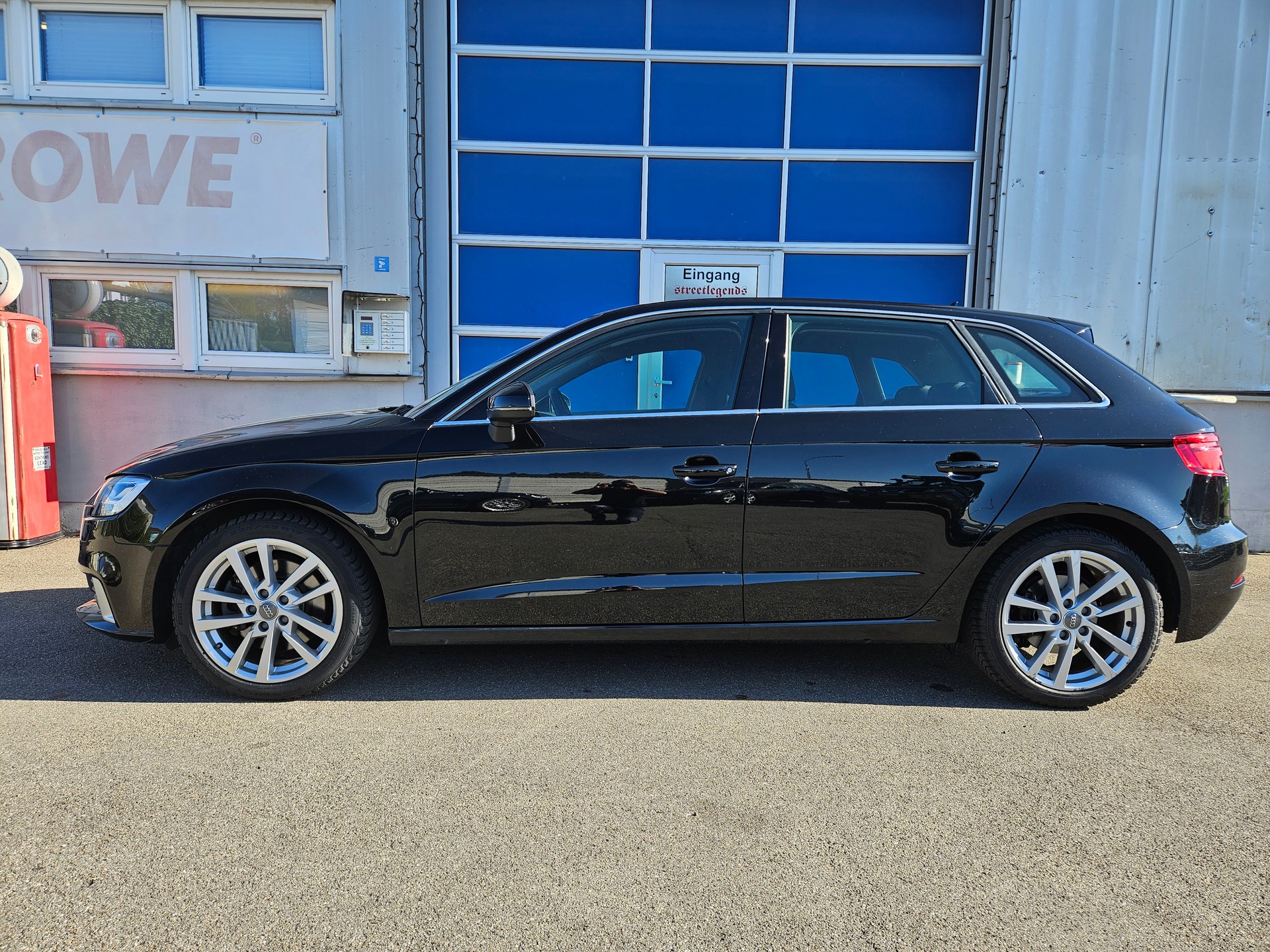 AUDI A3 Sportback 40 TFSI Sport quattro S-tronic-image-1