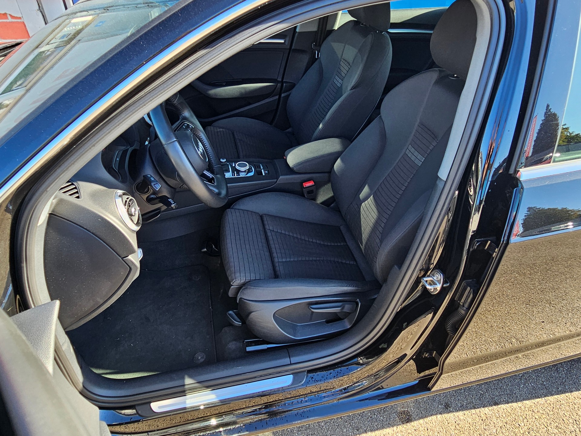 AUDI A3 Sportback 40 TFSI Sport quattro S-tronic-image-11