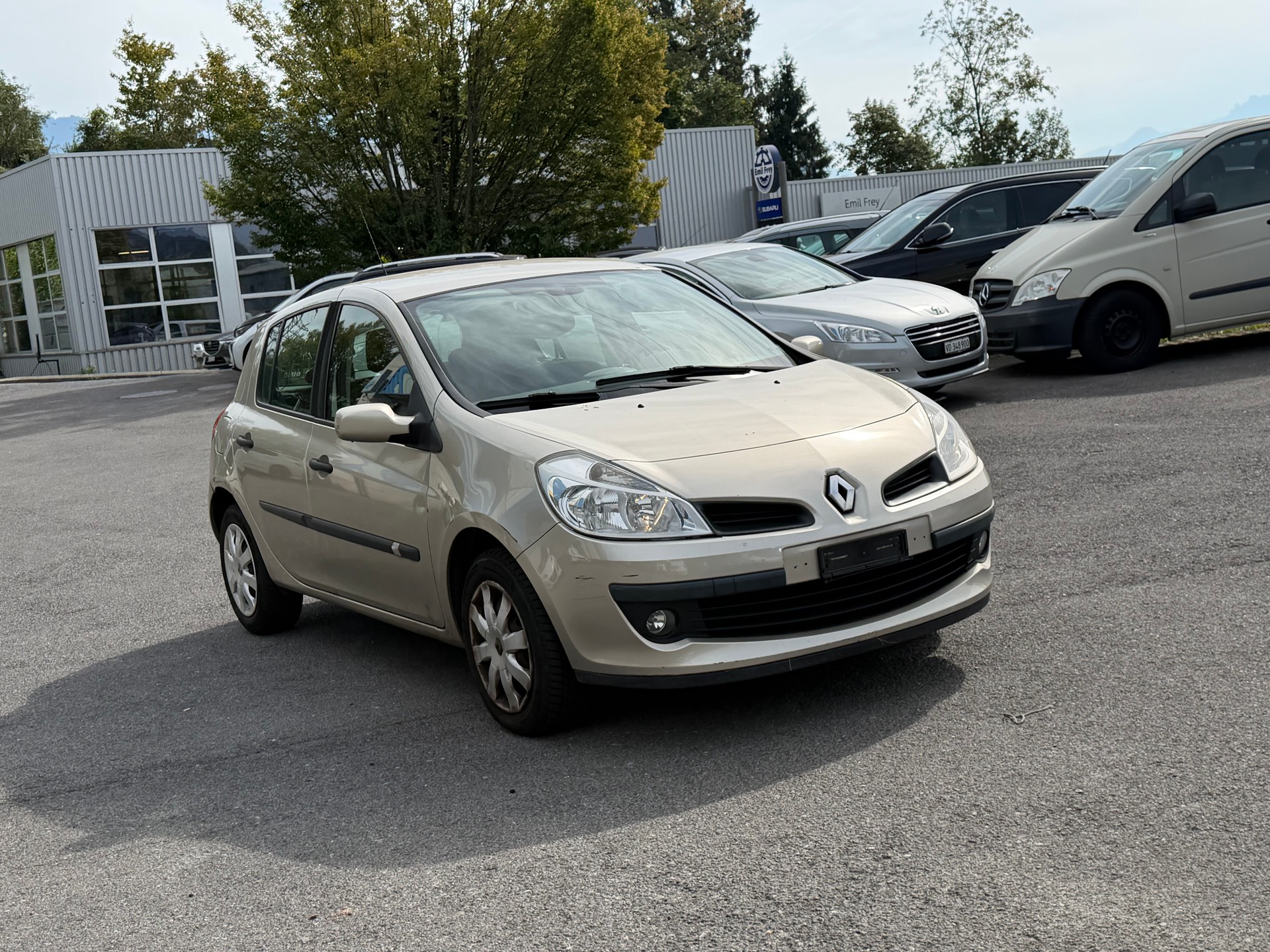 RENAULT Clio 1.4 16V Expression-image-2