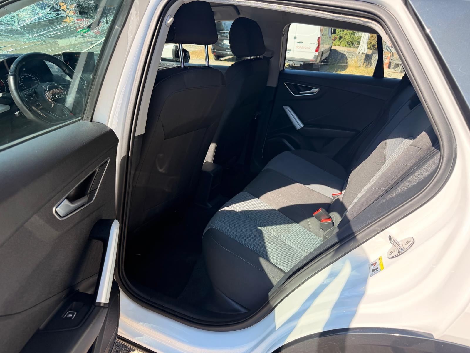 AUDI Q2 1.0 TFSI design S-tronic-image-10