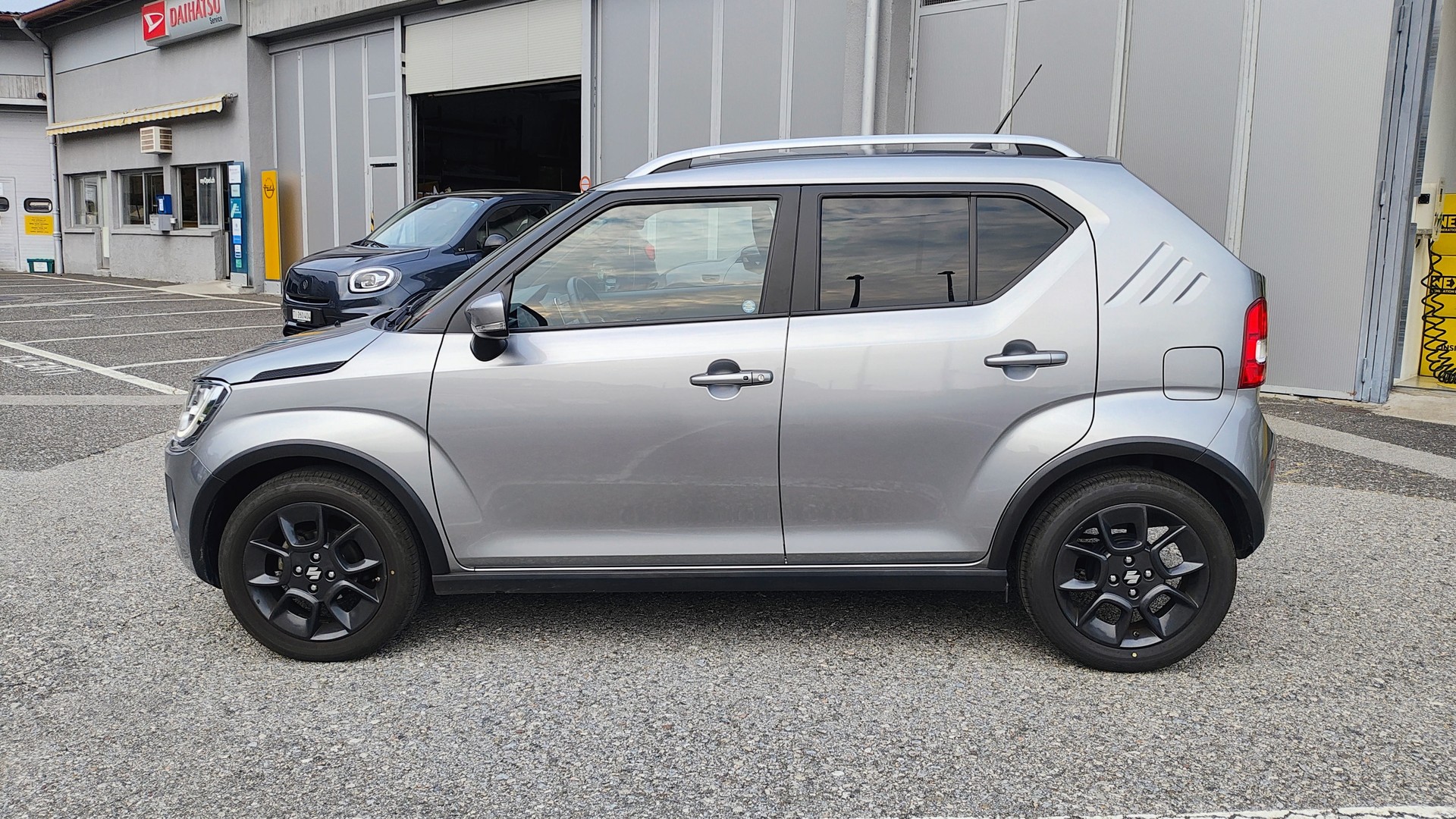 SUZUKI Ignis 1.2i Compact Top Hybrid CVT-image-3