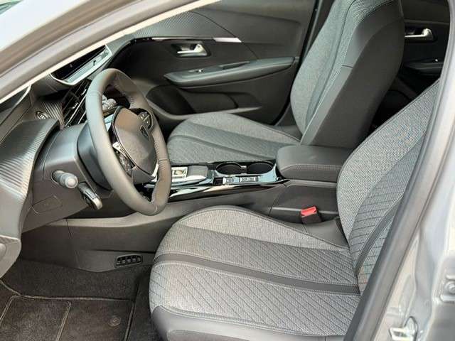 PEUGEOT 208 Elektrik 100 kW Allure-image-7