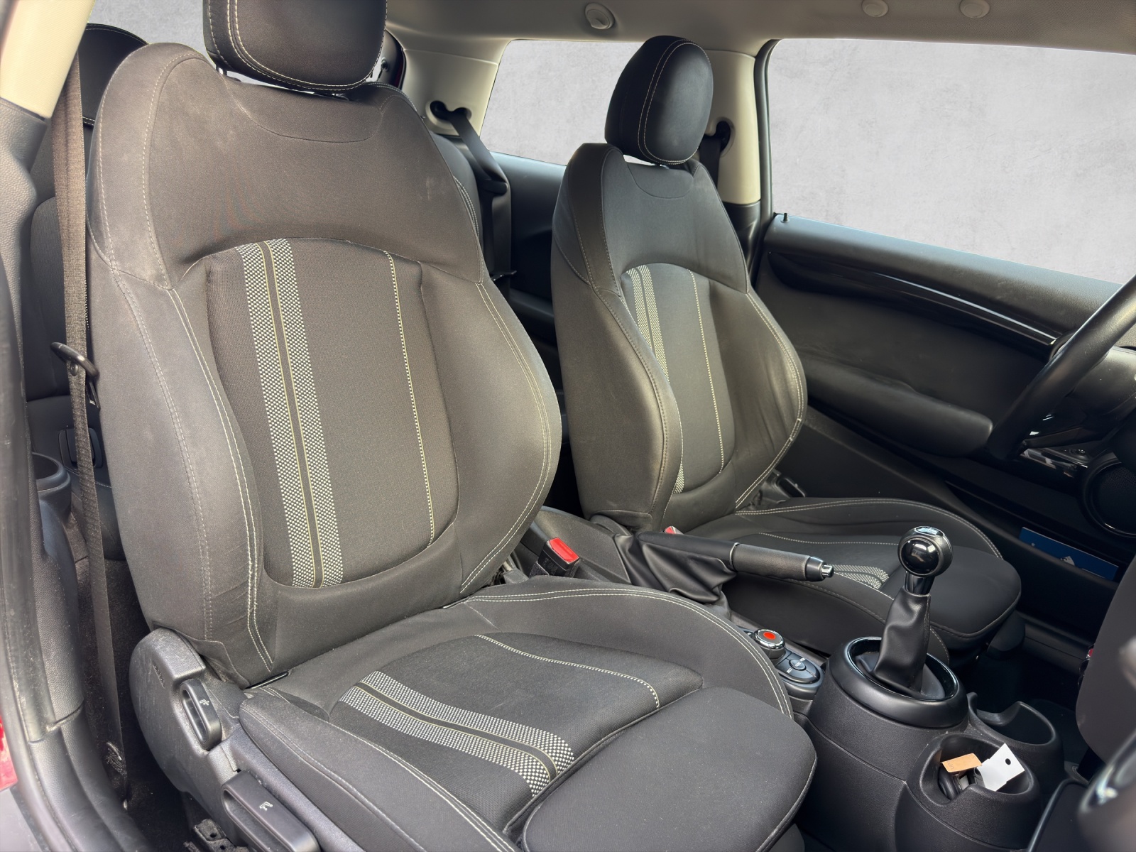 MINI Cooper S-image-11