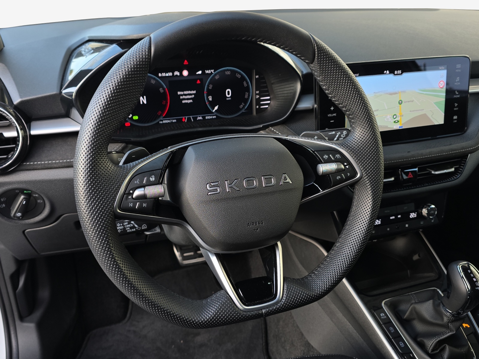 SKODA Fabia 1.0 TSI Dynamic DSG-image-9