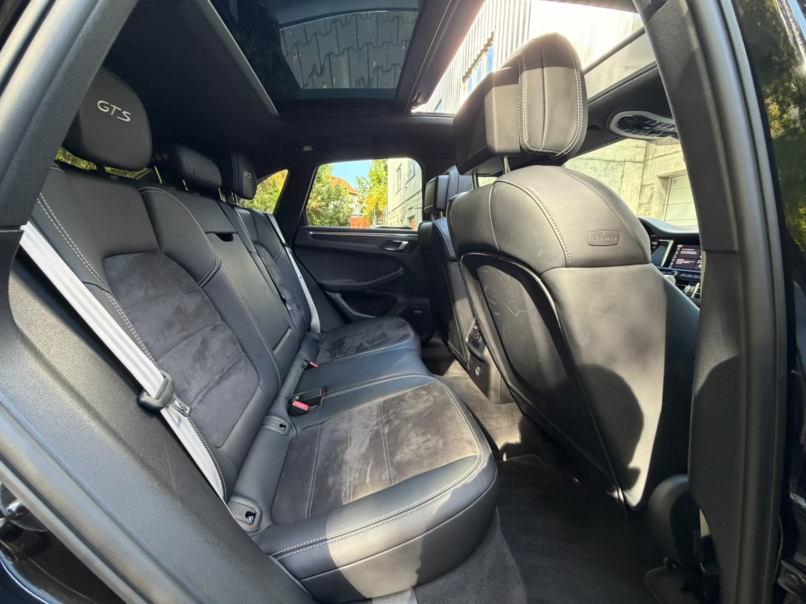 PORSCHE Macan GTS PDK-image-22