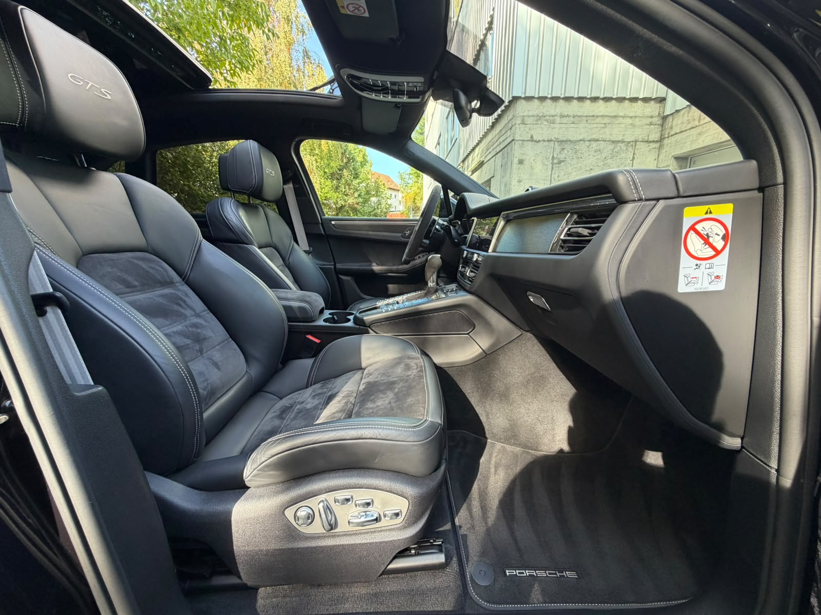 PORSCHE Macan GTS PDK-image-15