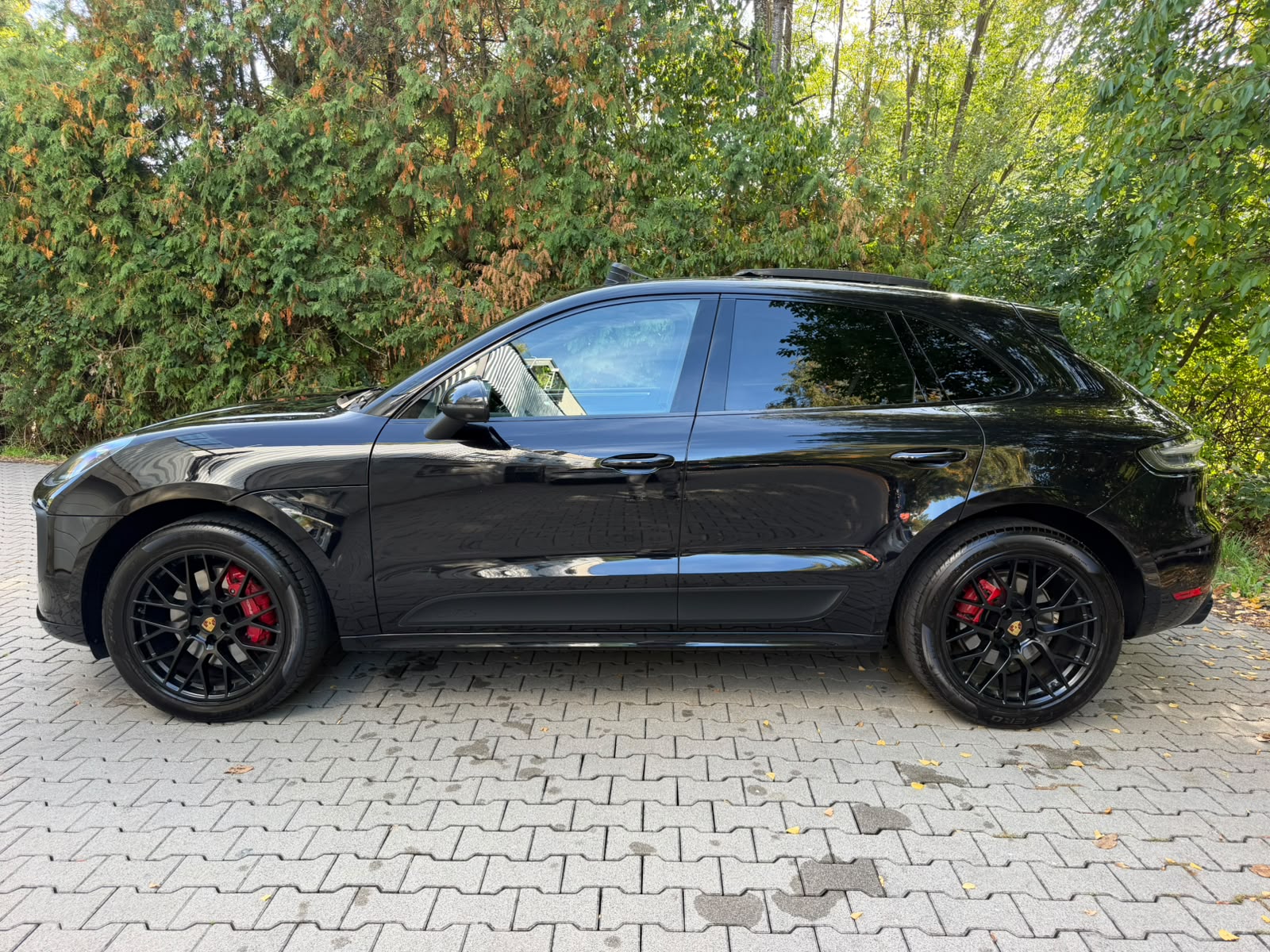 PORSCHE Macan GTS PDK-image-1