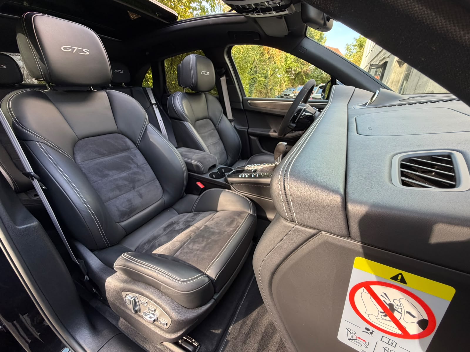 PORSCHE Macan GTS PDK-image-16