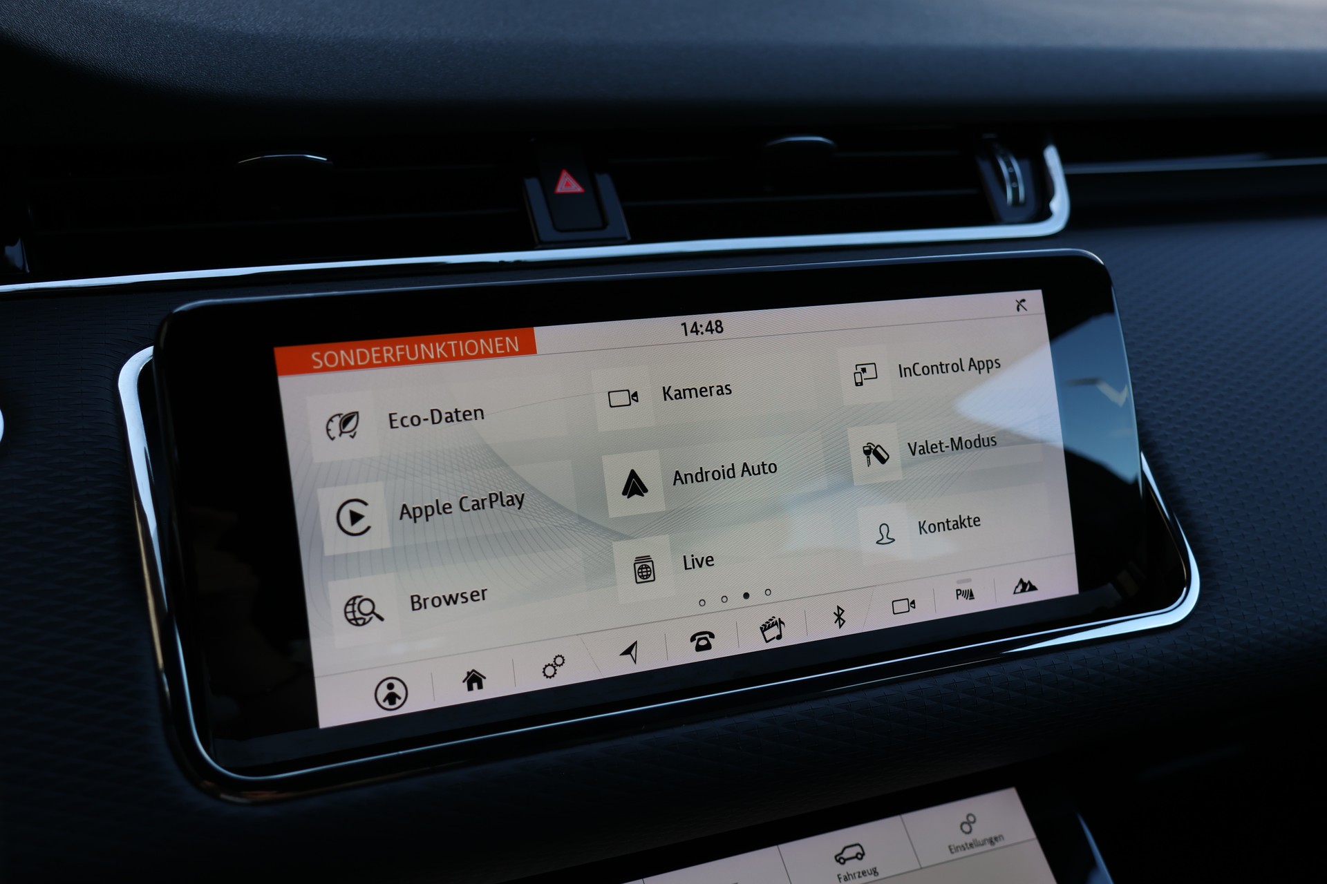 LAND ROVER Range Rover Evoque R-Dynamic P 250 S AT9-image-22