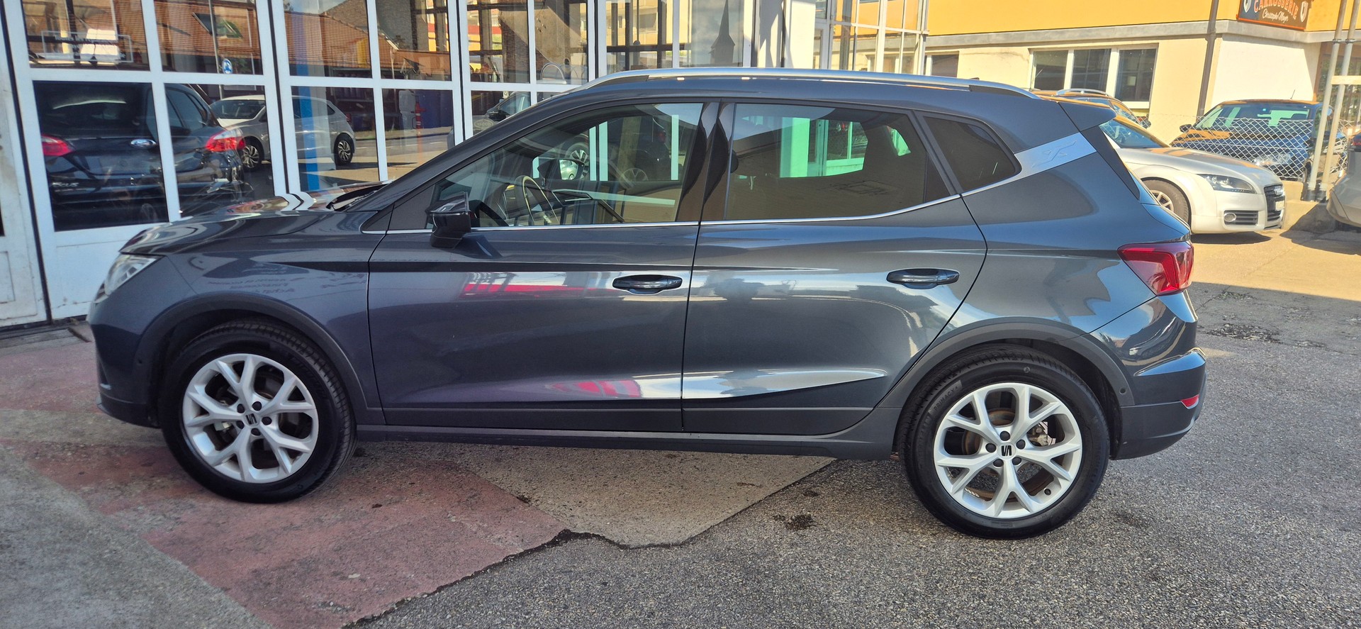 SEAT Arona 1.5 Eco TSI FR DSG-image-7