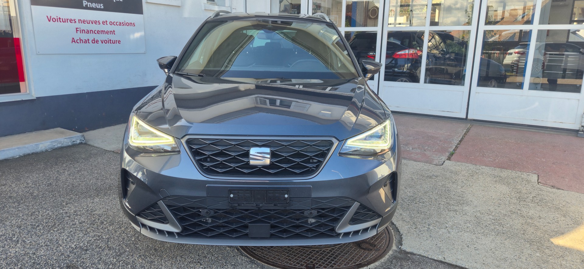 SEAT Arona 1.5 Eco TSI FR DSG-image-1