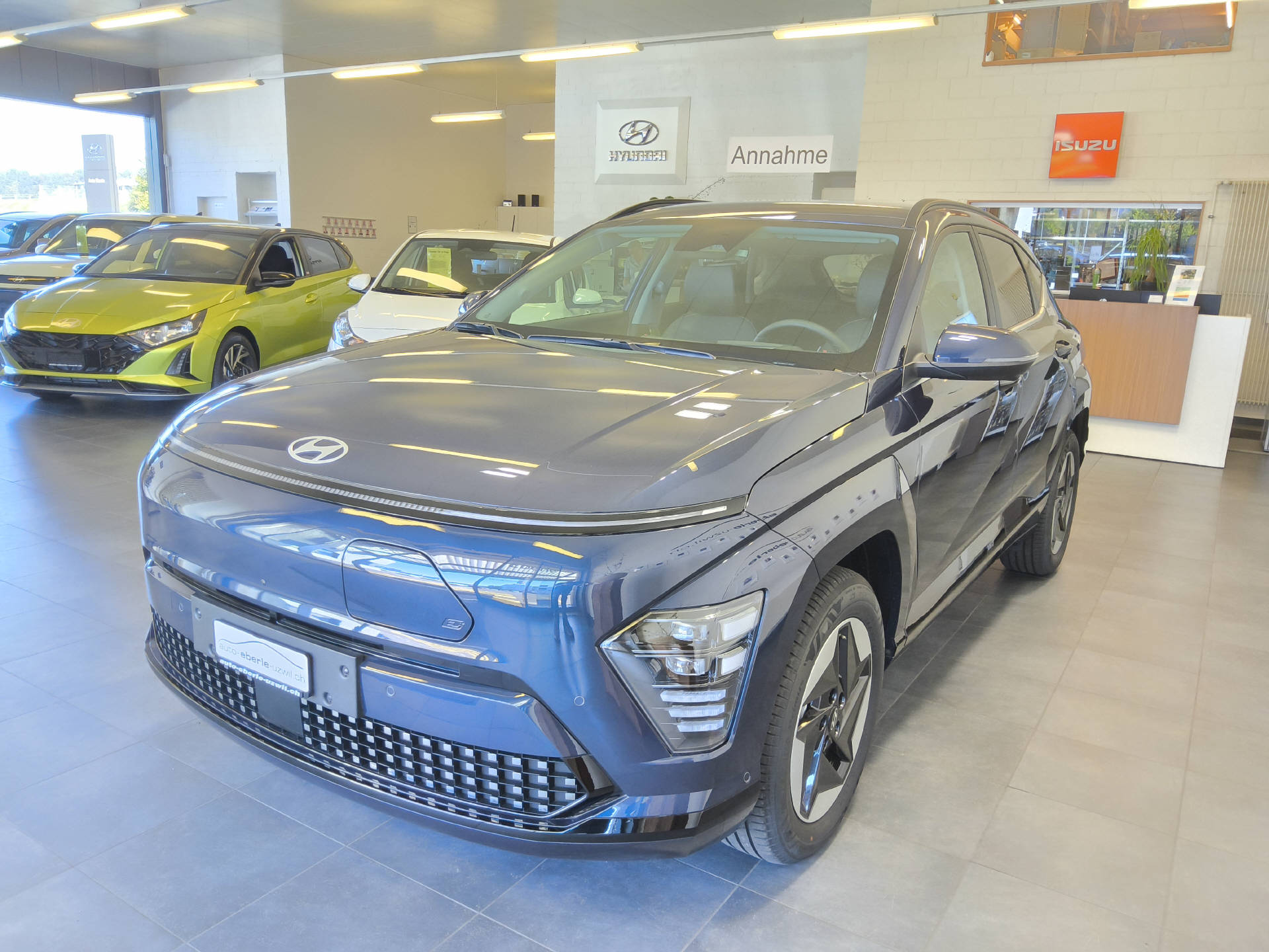 HYUNDAI Kona 65,4 kWh Electric Amplia-image-3