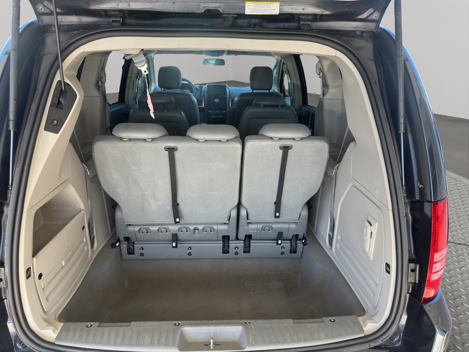 CHRYSLER TOWN COUNTRY 3.7 Benzin-image-19