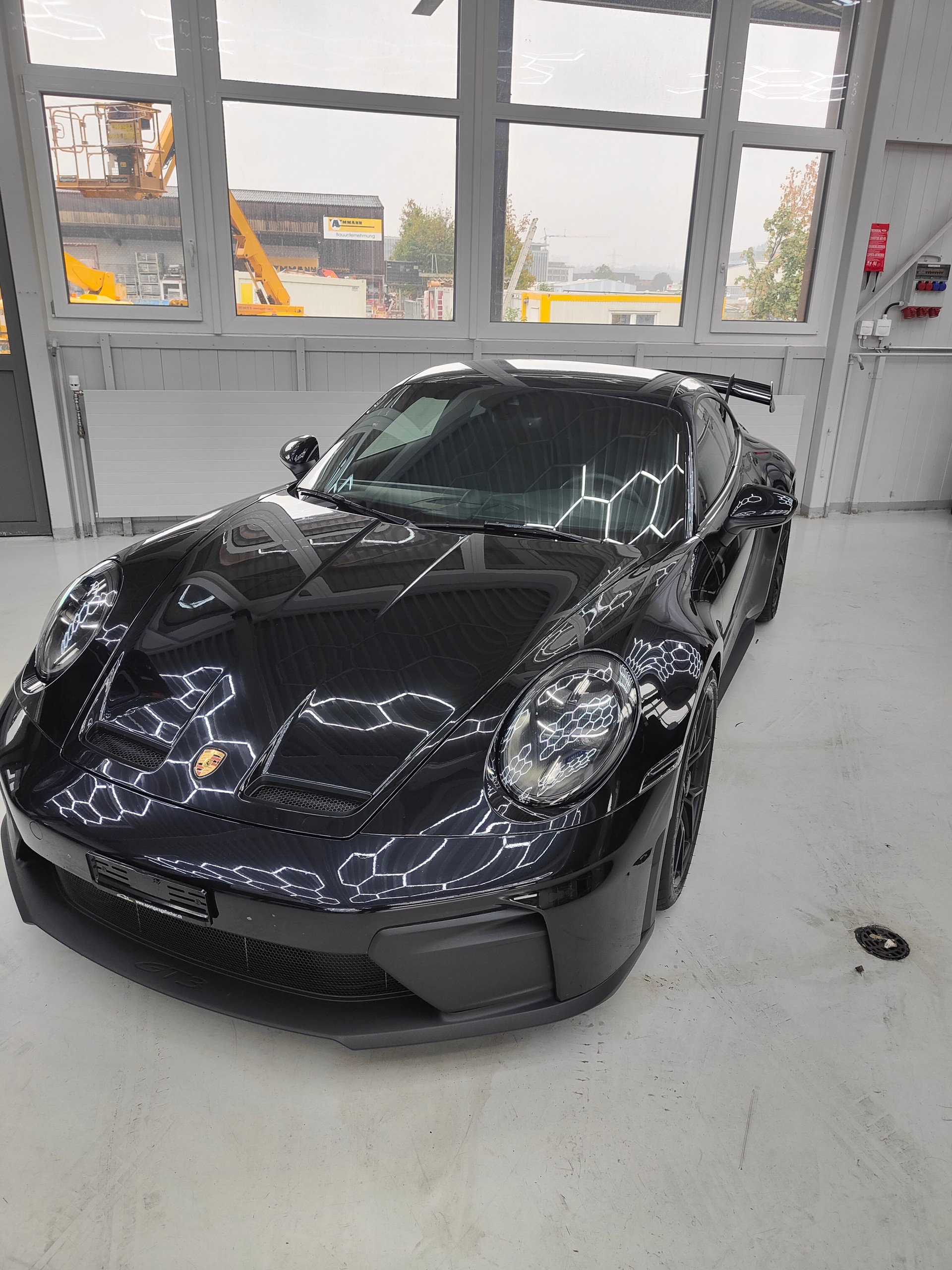 PORSCHE GT3-image-1