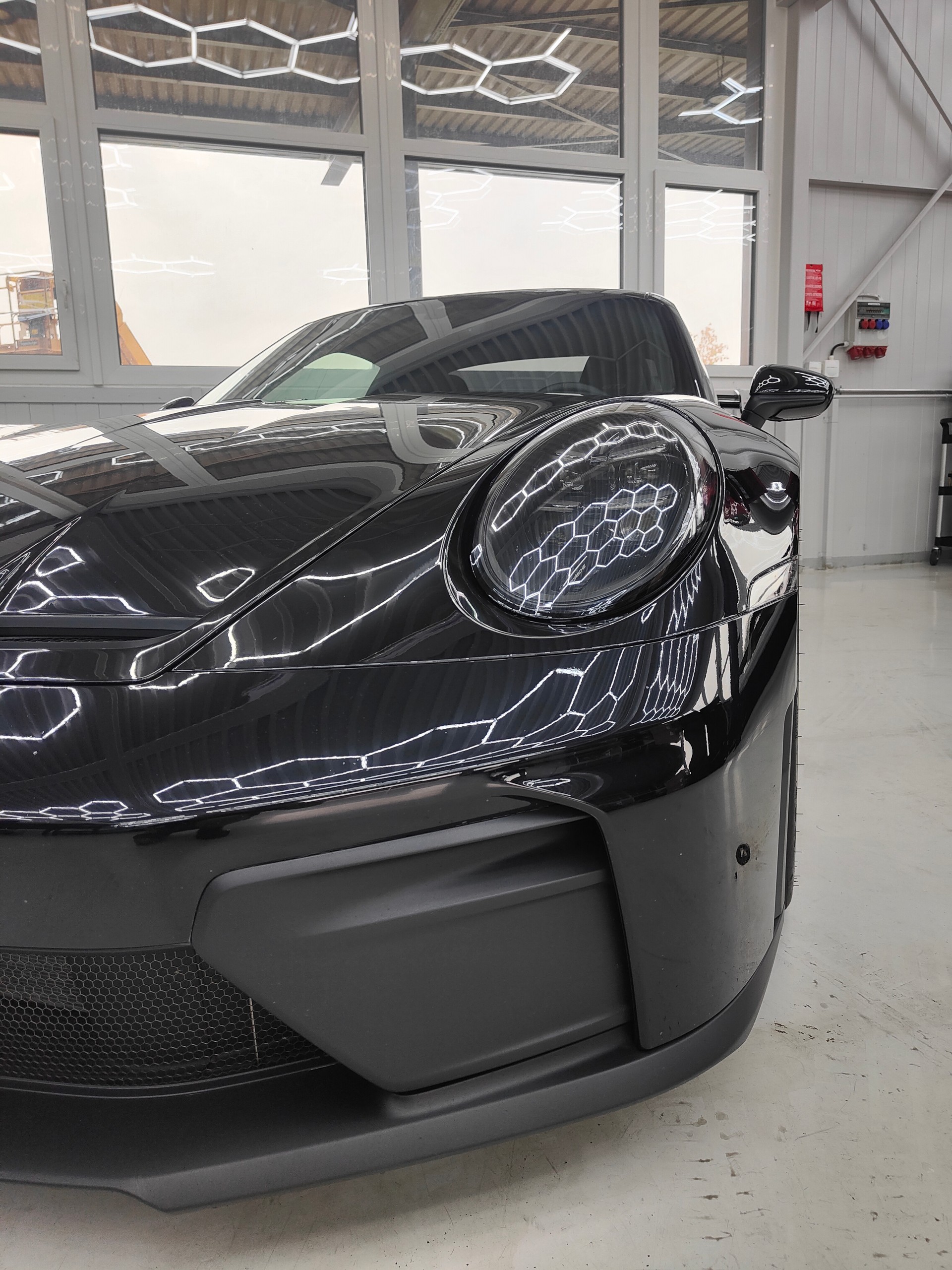 PORSCHE GT3-image-7
