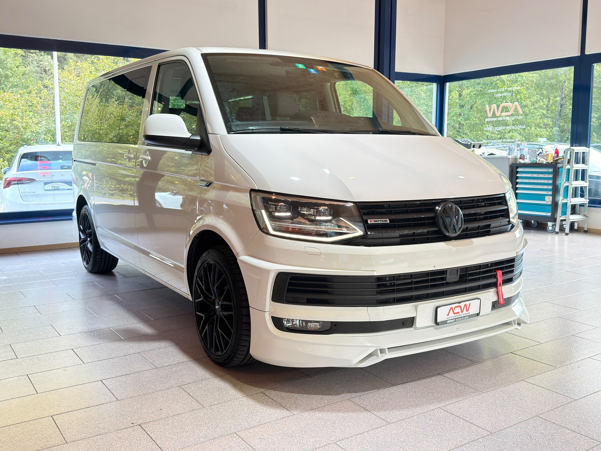 VW T6 Caravelle 2.0 Bi-TDI Comfortline 4Motion-image-2