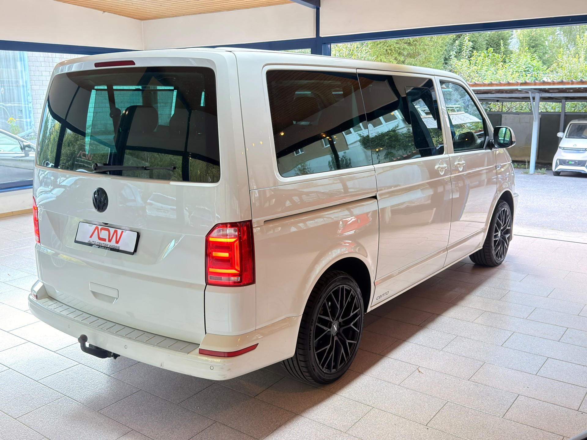 VW T6 Caravelle 2.0 Bi-TDI Comfortline 4Motion-image-9