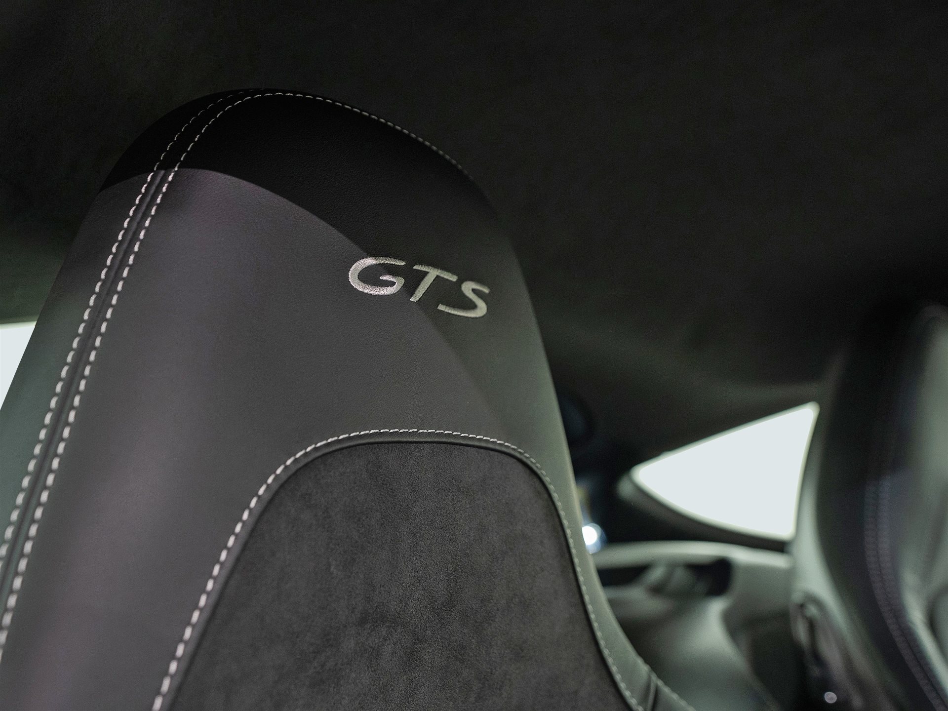 PORSCHE 718 Cayman GTS-image-19