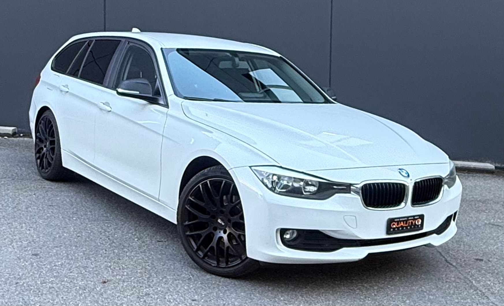 BMW 316d Touring Business-image-1