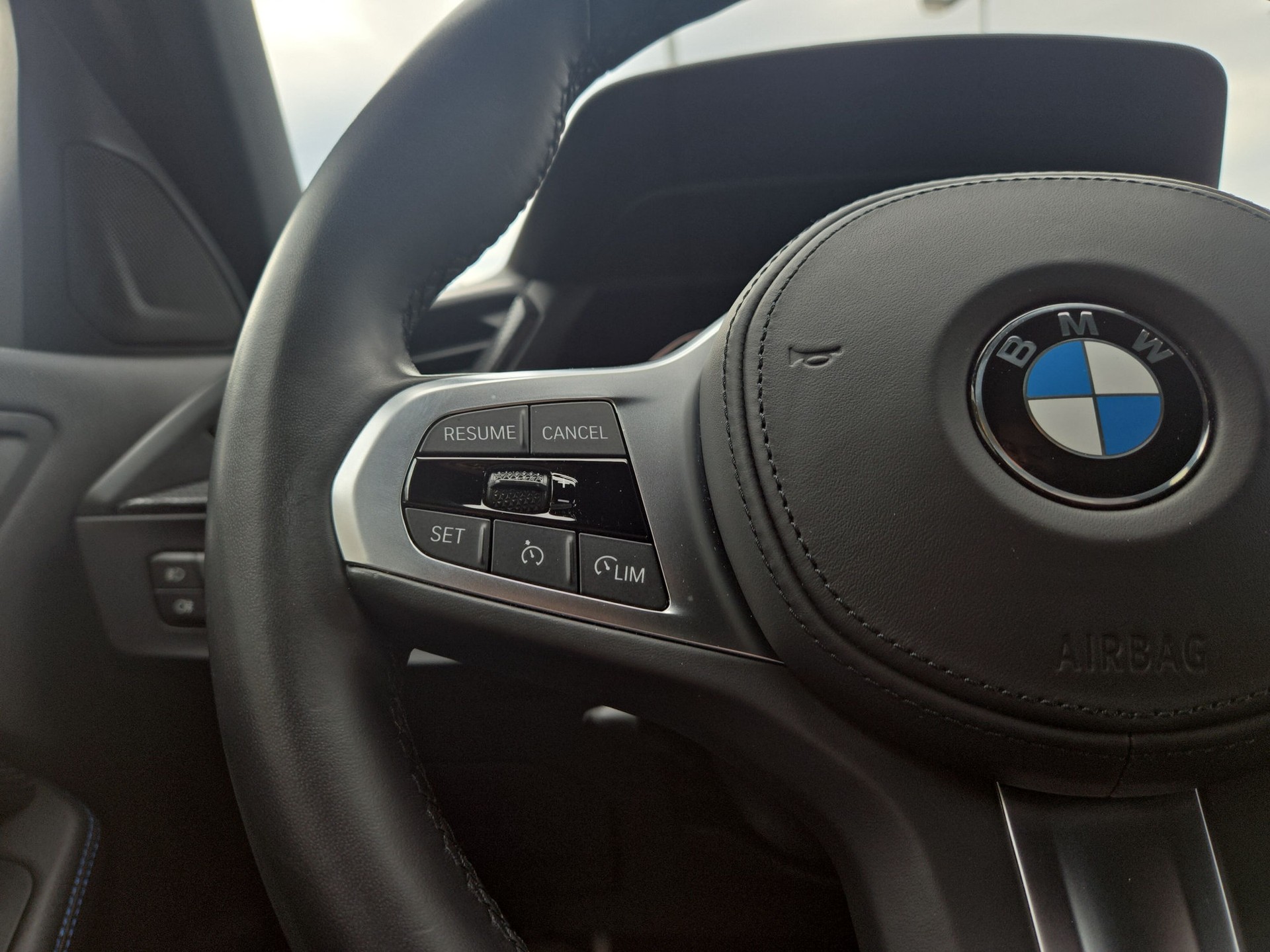 BMW 118i M Sport Steptronic-image-13