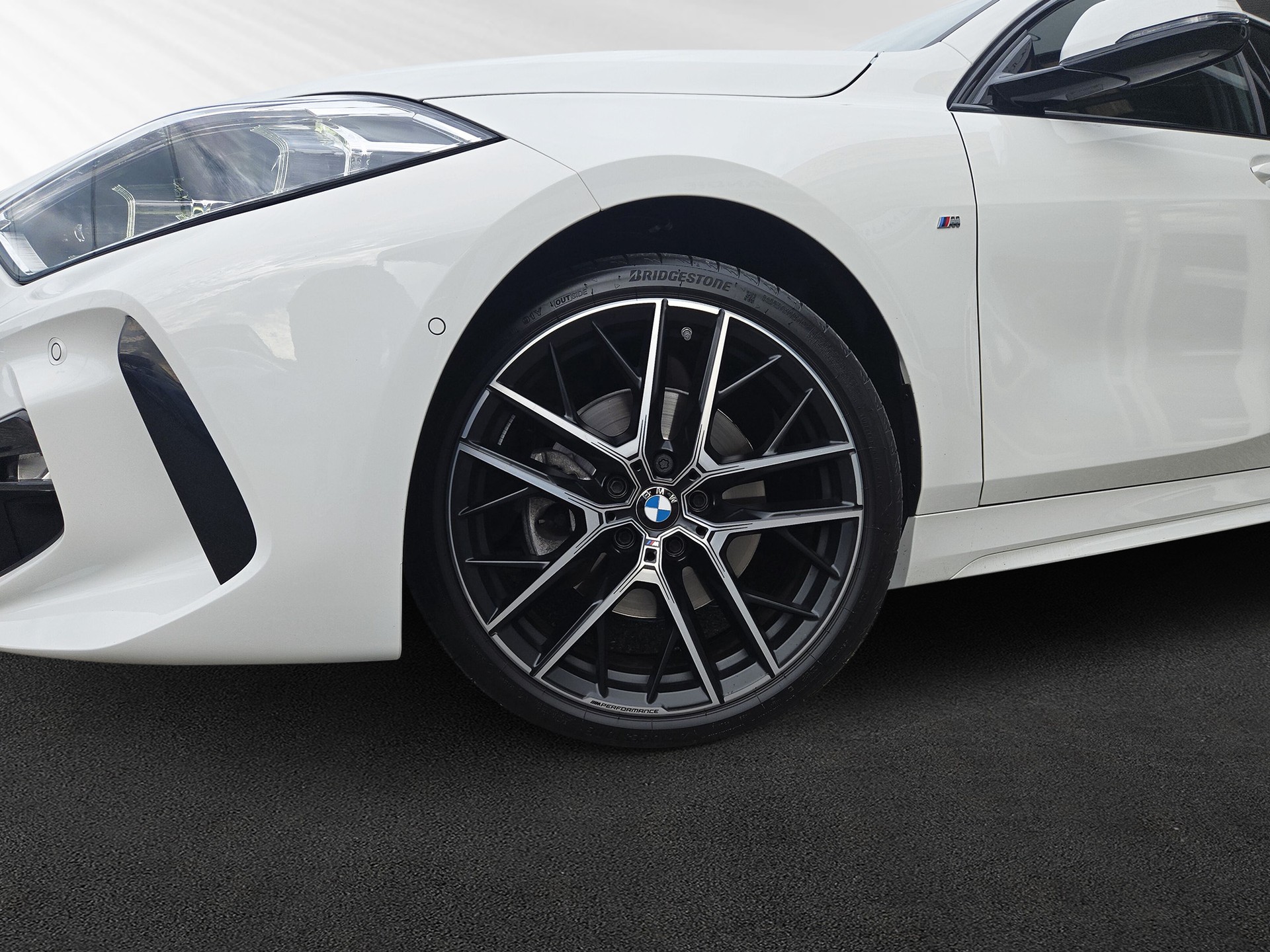 BMW 118i M Sport Steptronic-image-8
