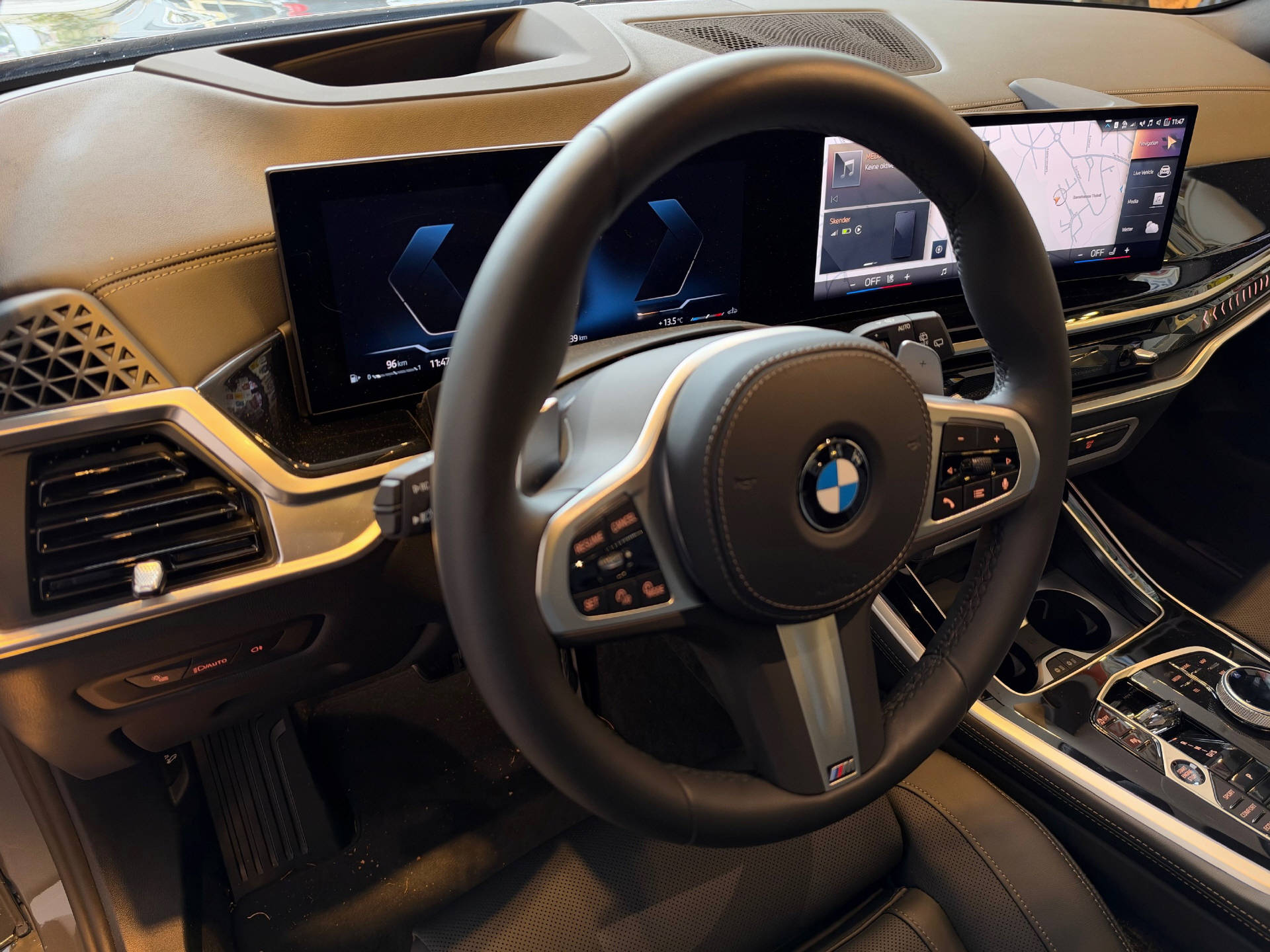 BMW X5 40d xDrive SAG-image-13
