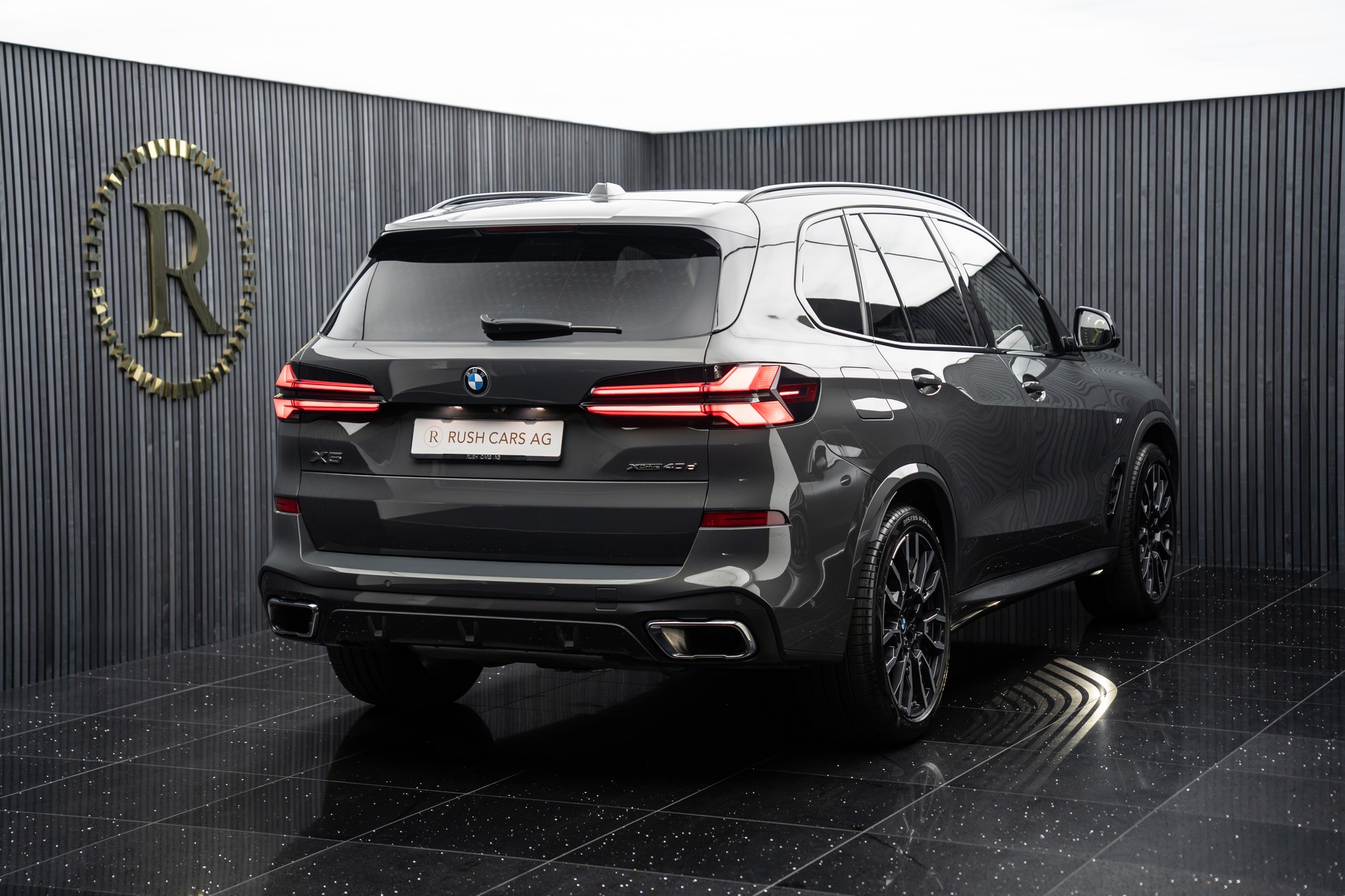 BMW X5 xDrive 48V 40d M Sport Steptronic-image-2
