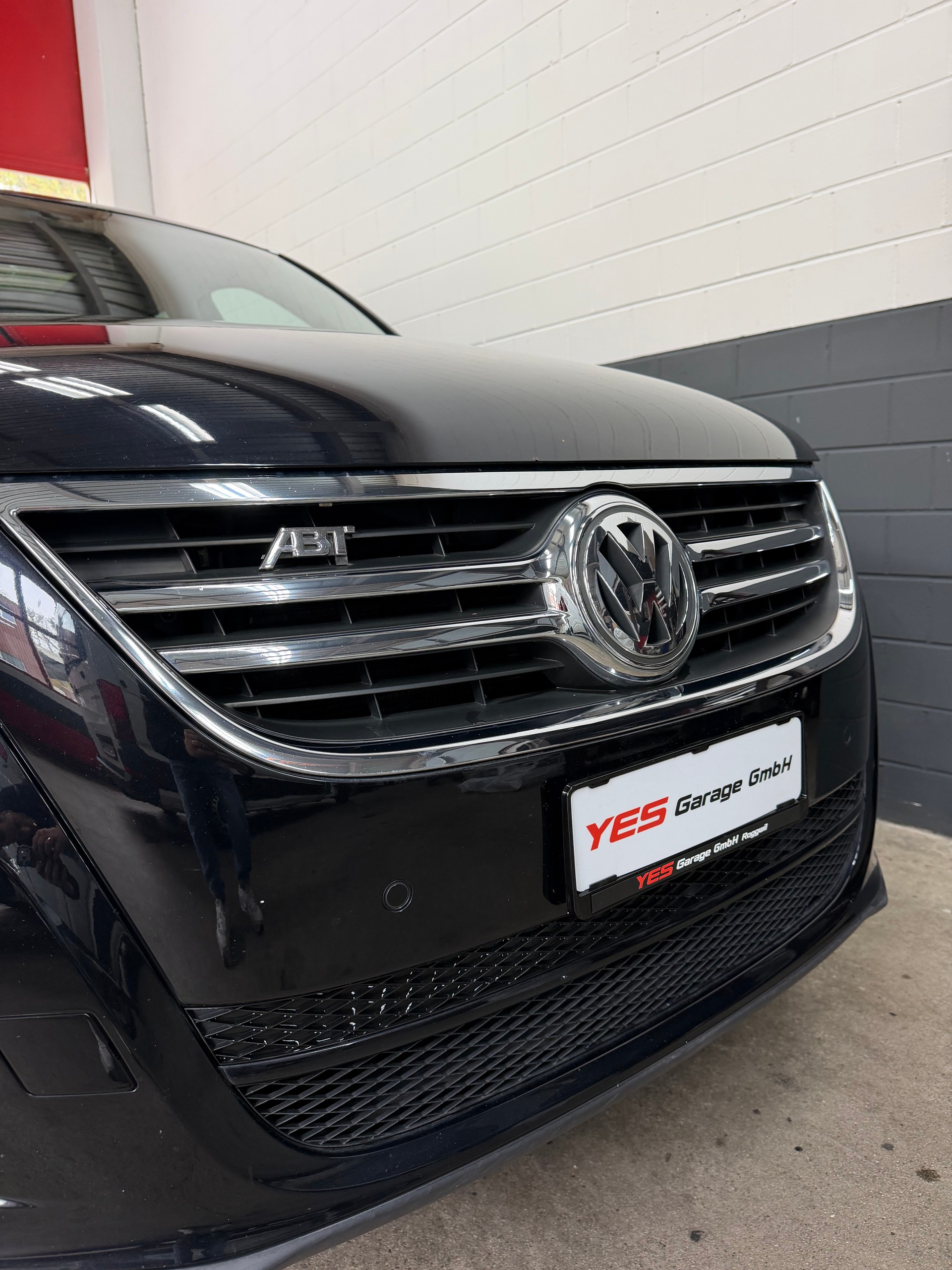VW Tiguan 2.0 TSI Sport&Style Tiptronic //NEU AB MFK!-image-2