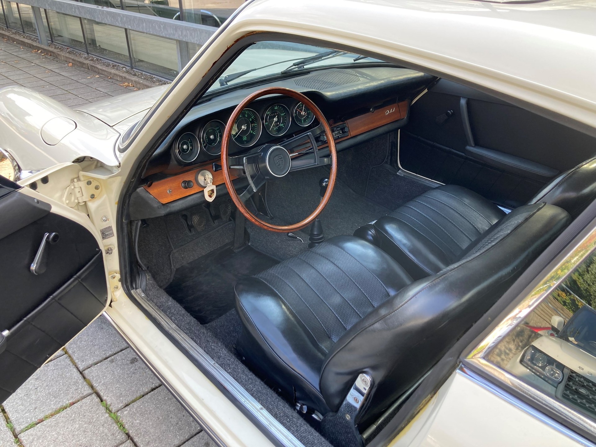 PORSCHE 911-image-5