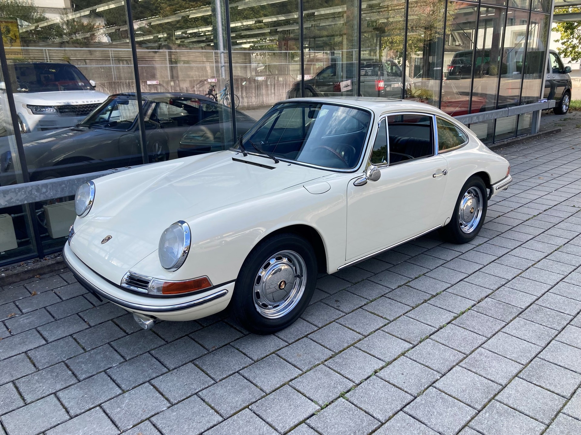 PORSCHE 911-image-0