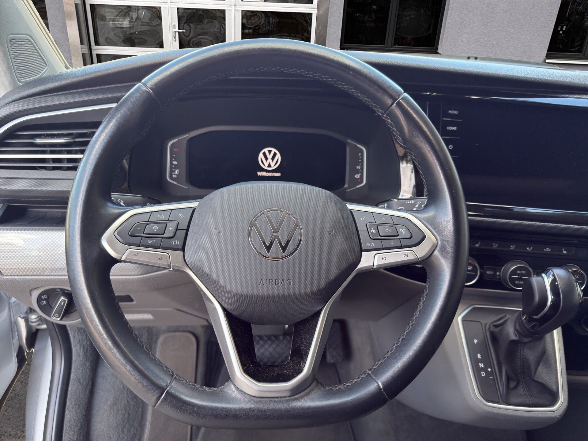 VW T6.1 California 2.0 TDI Ocean Edition Liberty DSG-image-13