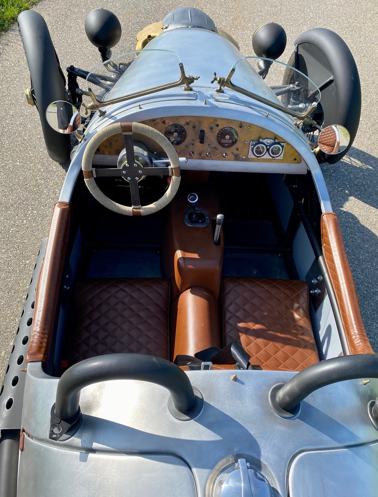 MORGAN THREEWHEELER Autone Komplettumbau-image-3