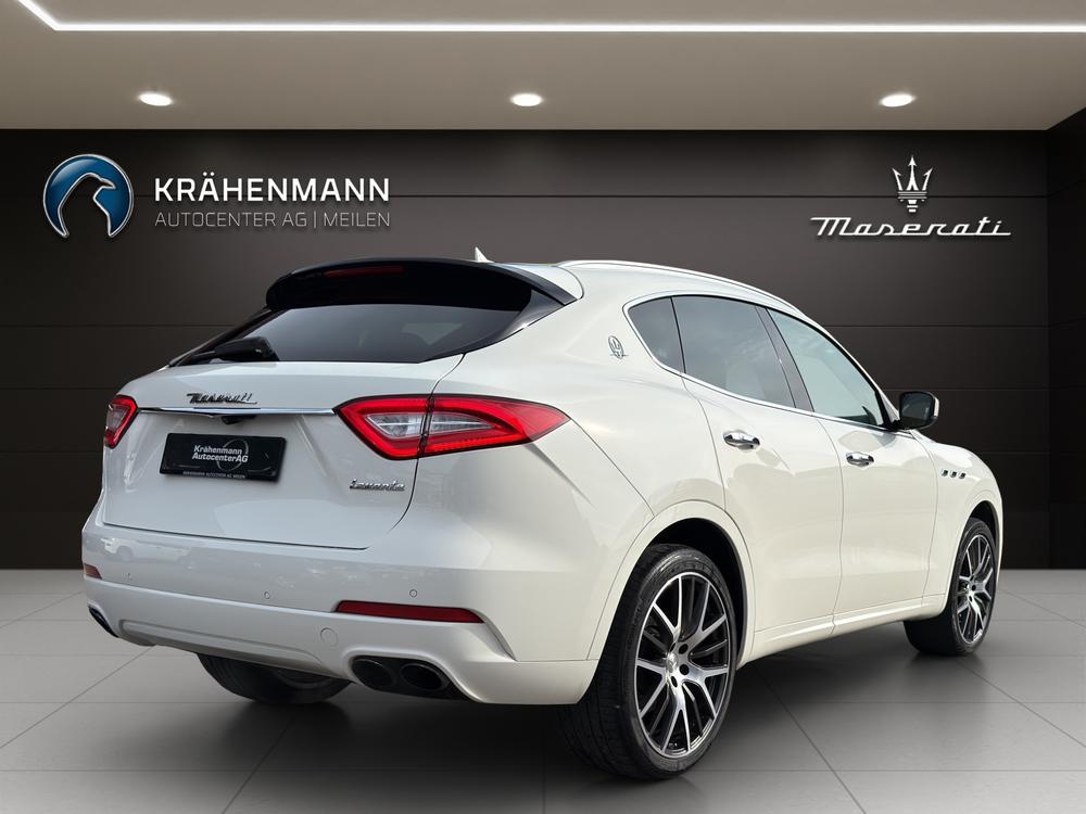 MASERATI LEVANTE S 3.0 V6-image-4