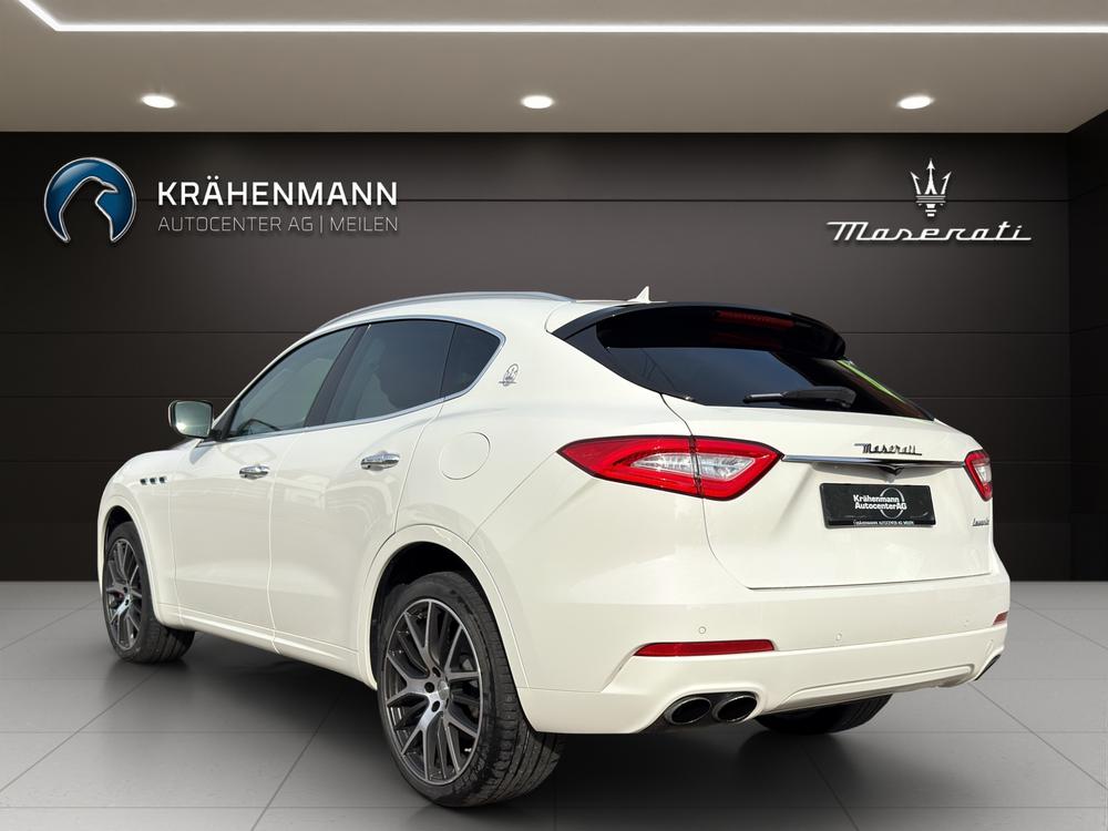 MASERATI LEVANTE S 3.0 V6-image-2