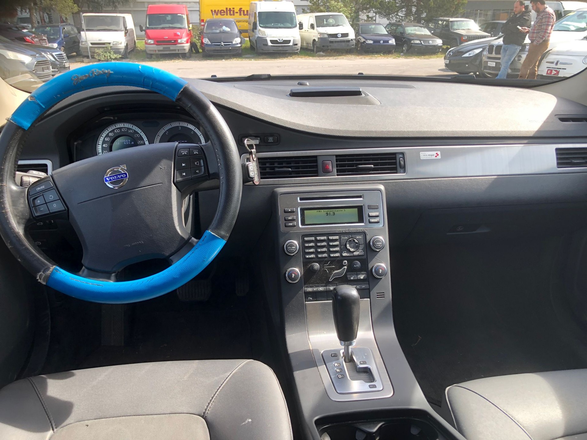 VOLVO V70 D5 AWD Ocean RaceGeartronic-image-11