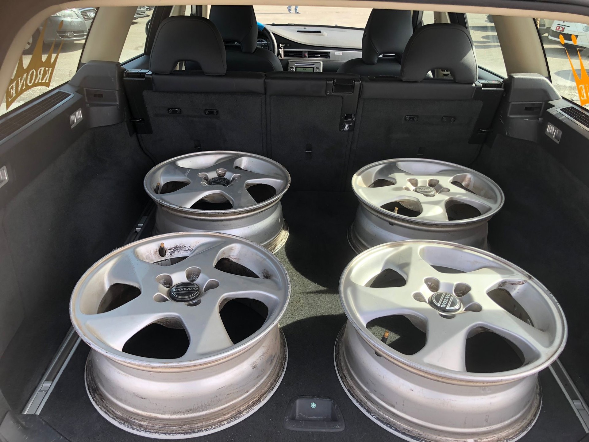 VOLVO V70 D5 AWD Ocean RaceGeartronic-image-9