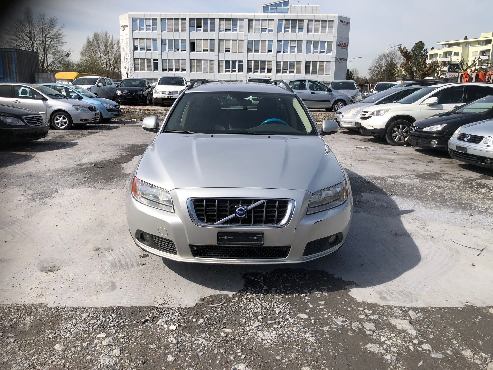 VOLVO V70 D5 AWD Ocean RaceGeartronic-image-0