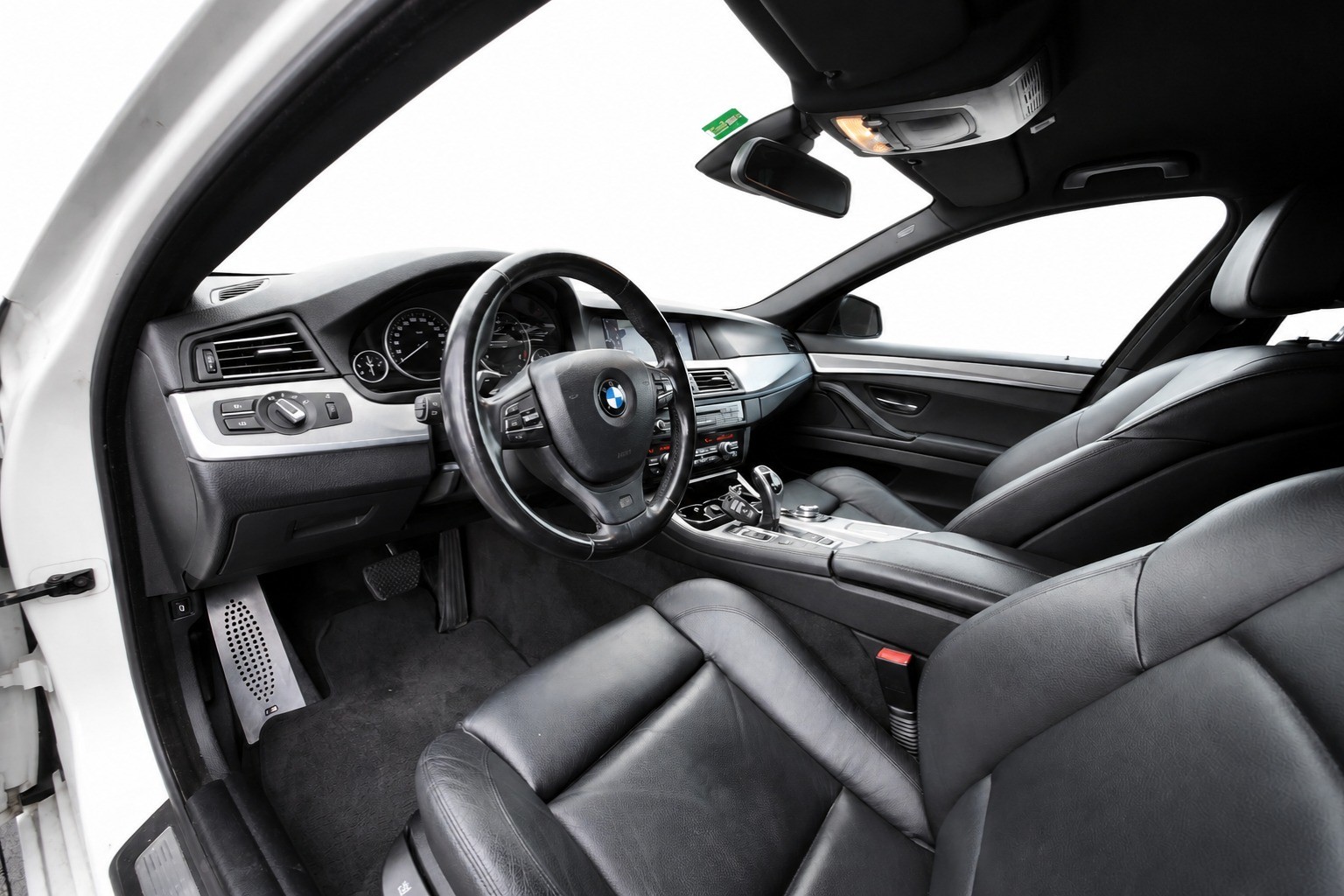 BMW 525d xDrive Touring Steptronic-image-5