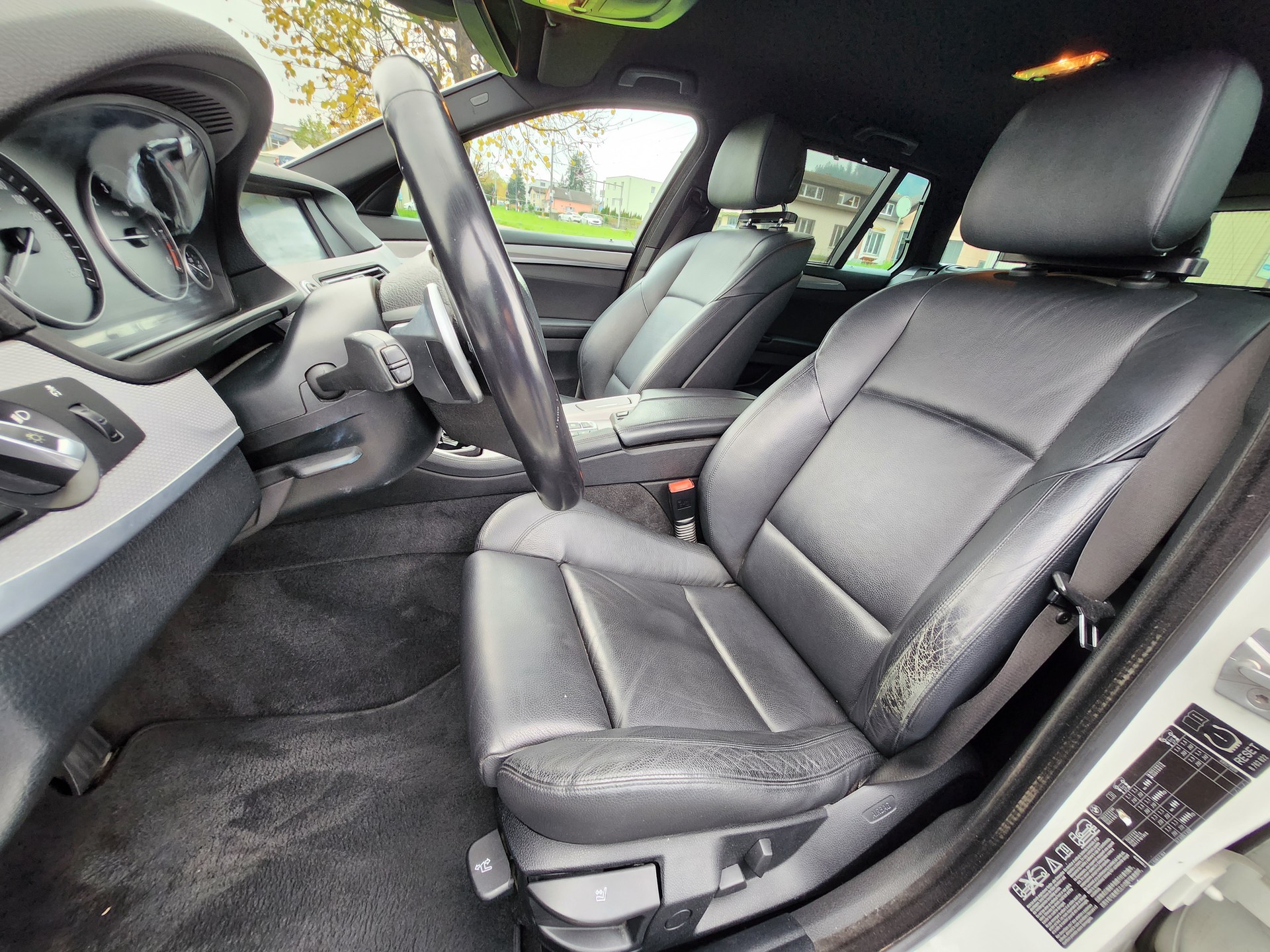 BMW 525d xDrive Touring Steptronic-image-11
