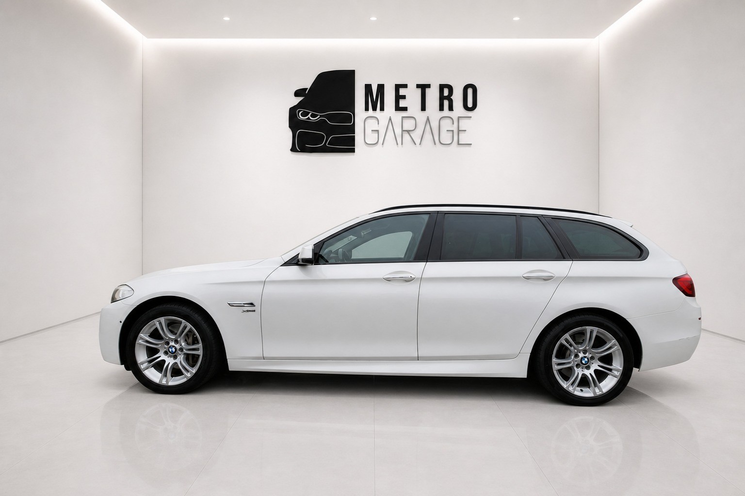BMW 525d xDrive Touring Steptronic-image-1