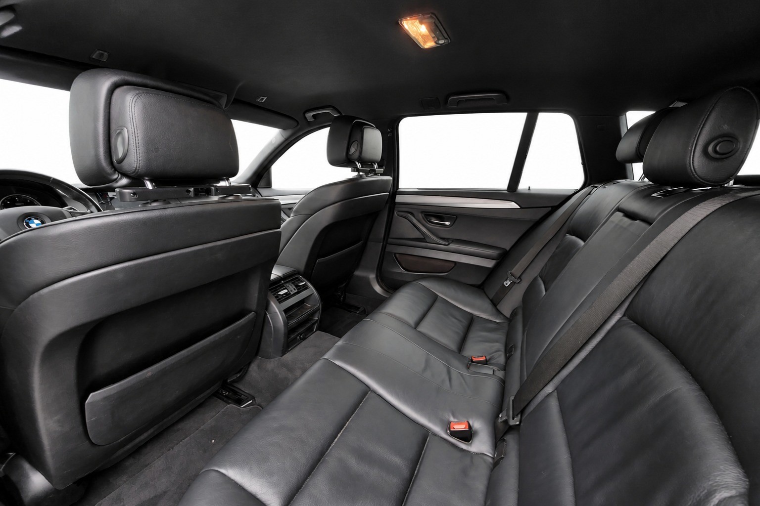 BMW 525d xDrive Touring Steptronic-image-11