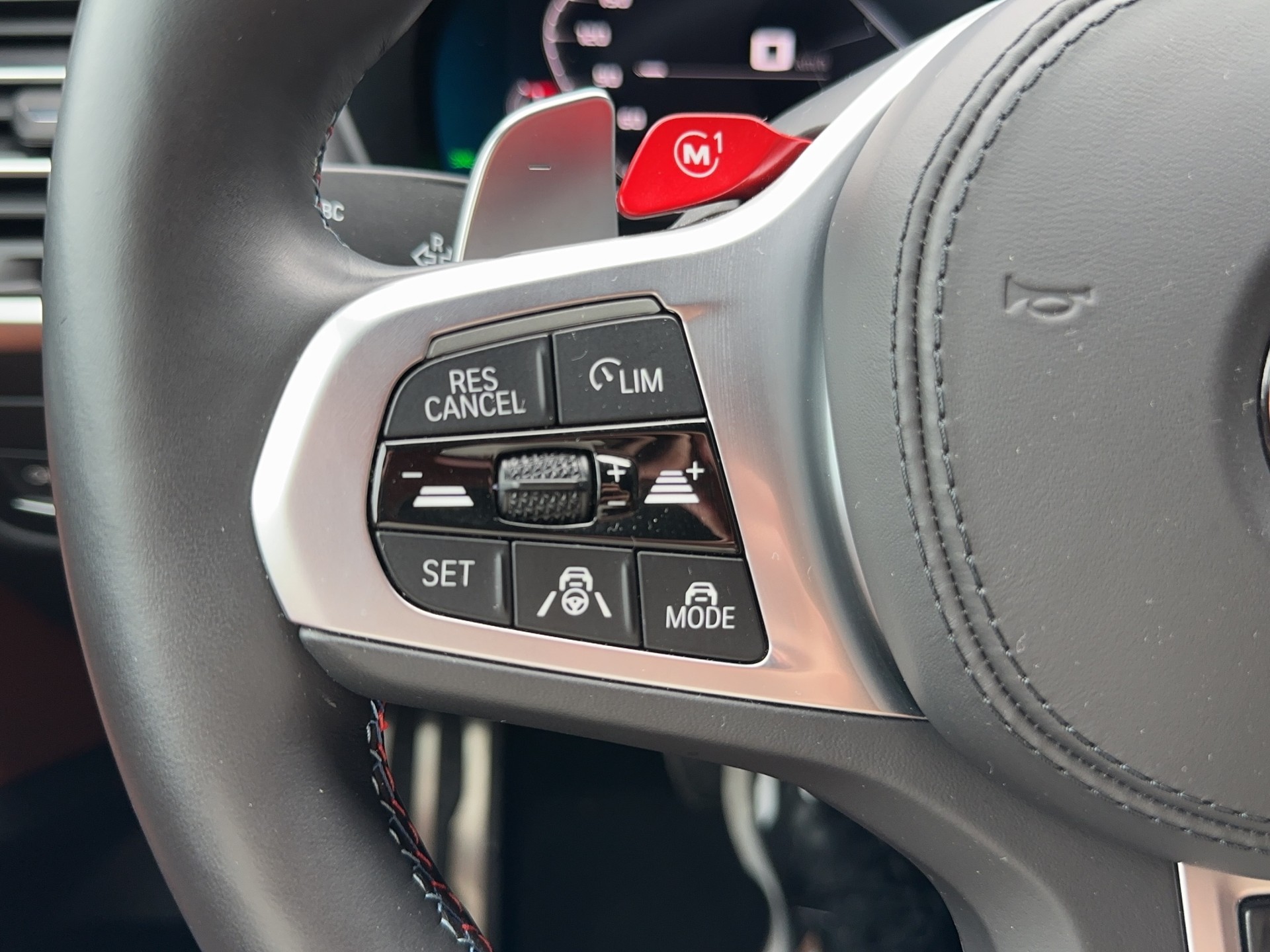BMW X4M xDrive M Competition Steptronic-image-22