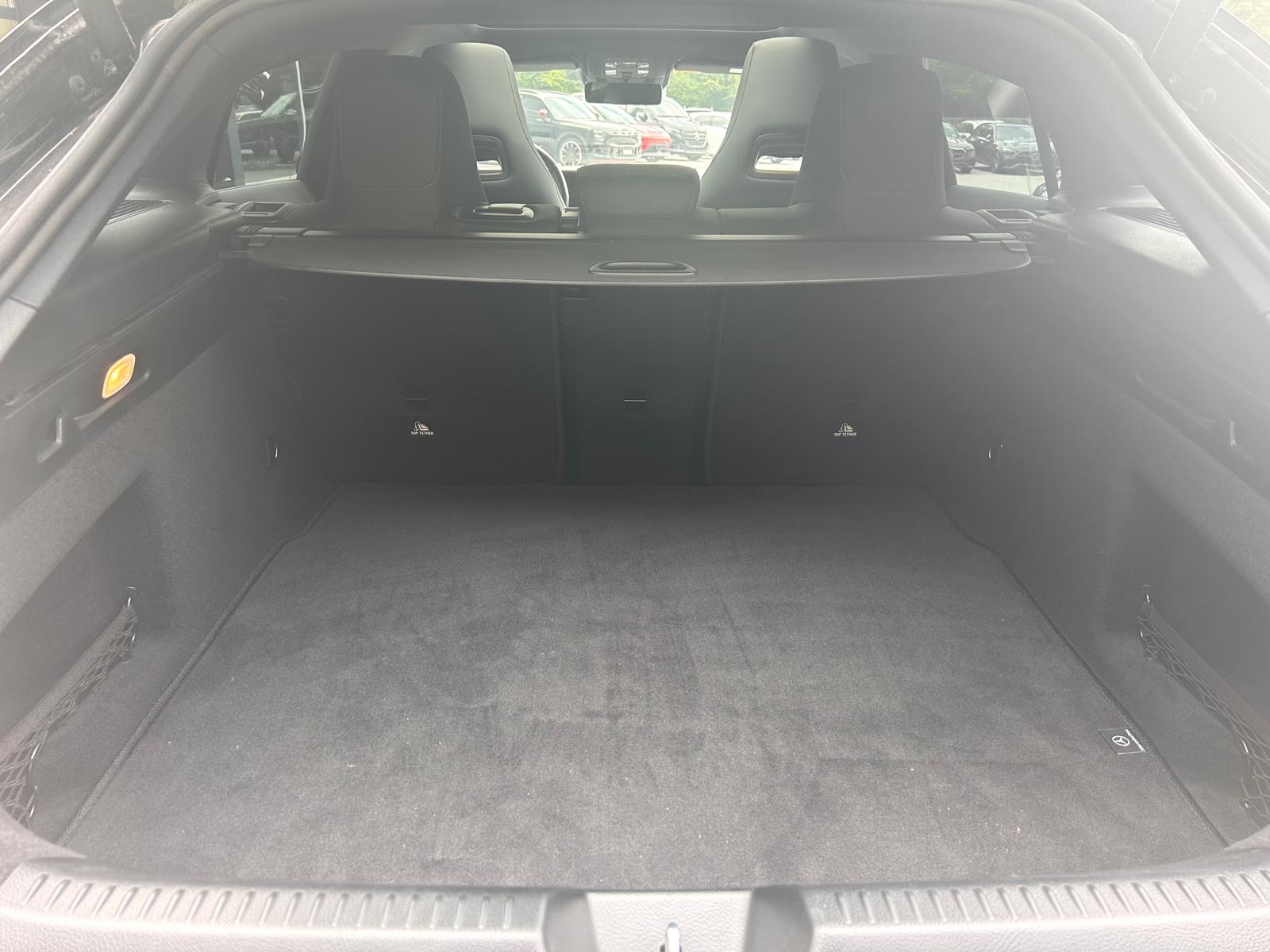 MERCEDES-BENZ CLA Shooting Brake 250 4Matic 8G-DCT-image-16