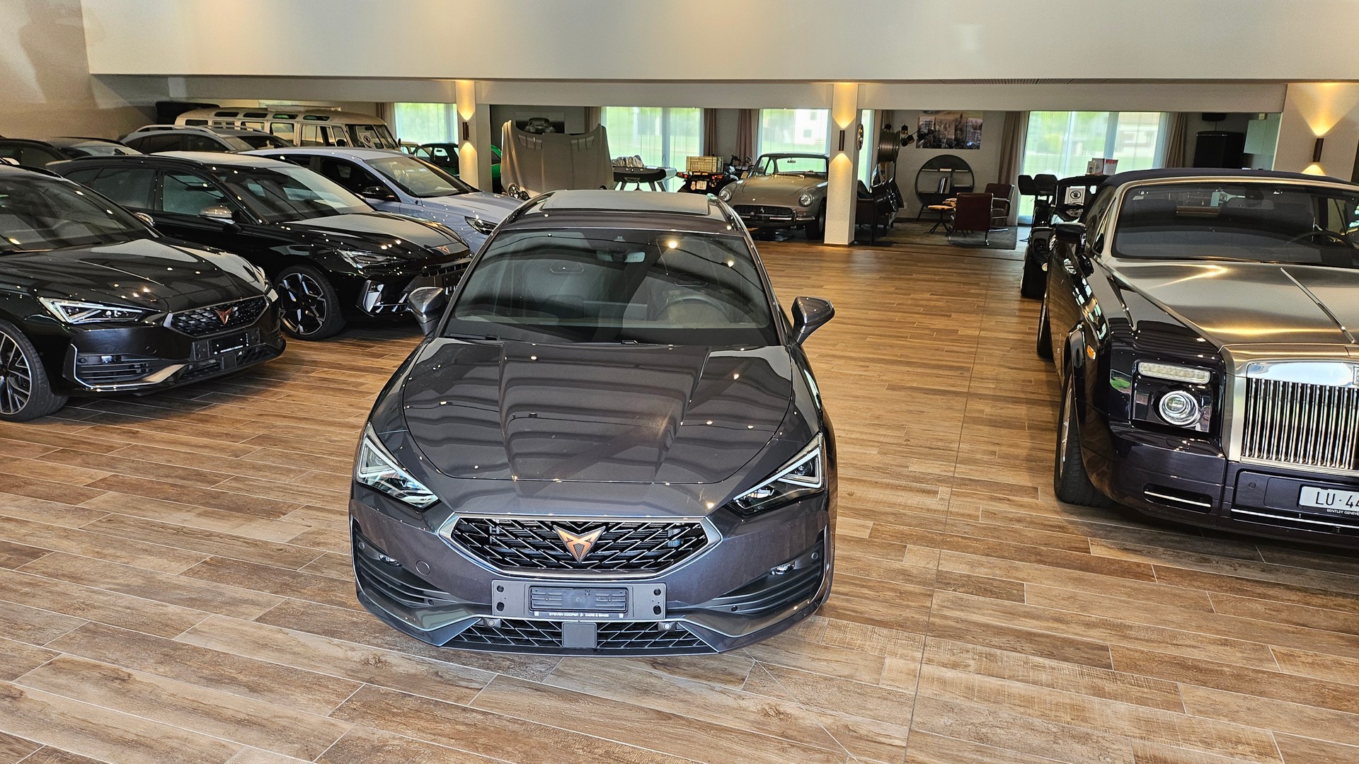 CUPRA LEON ST 2.0 TSI VZ DSG 4Drive-image-3