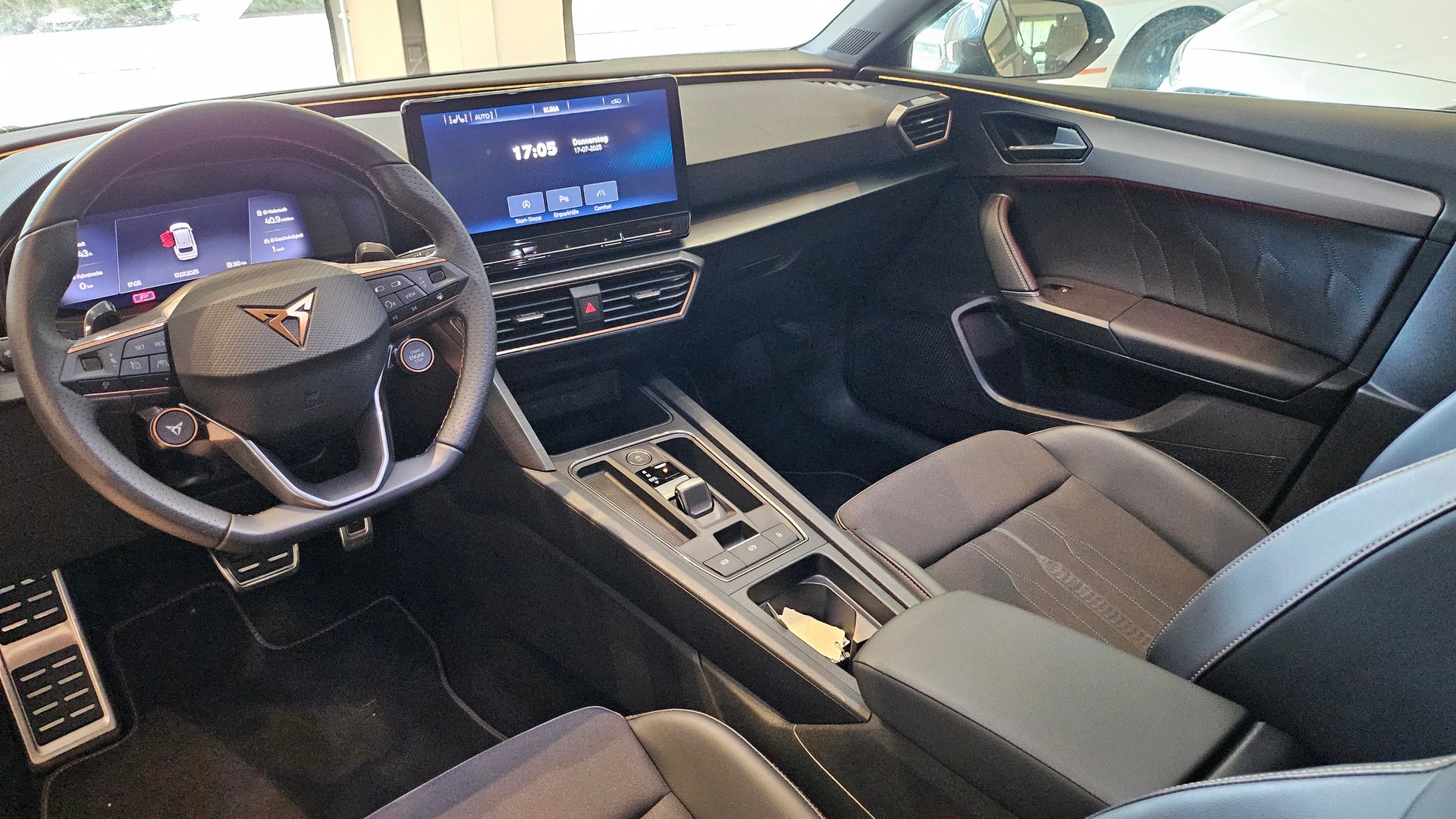 CUPRA LEON ST 2.0 TSI VZ DSG 4Drive-image-22